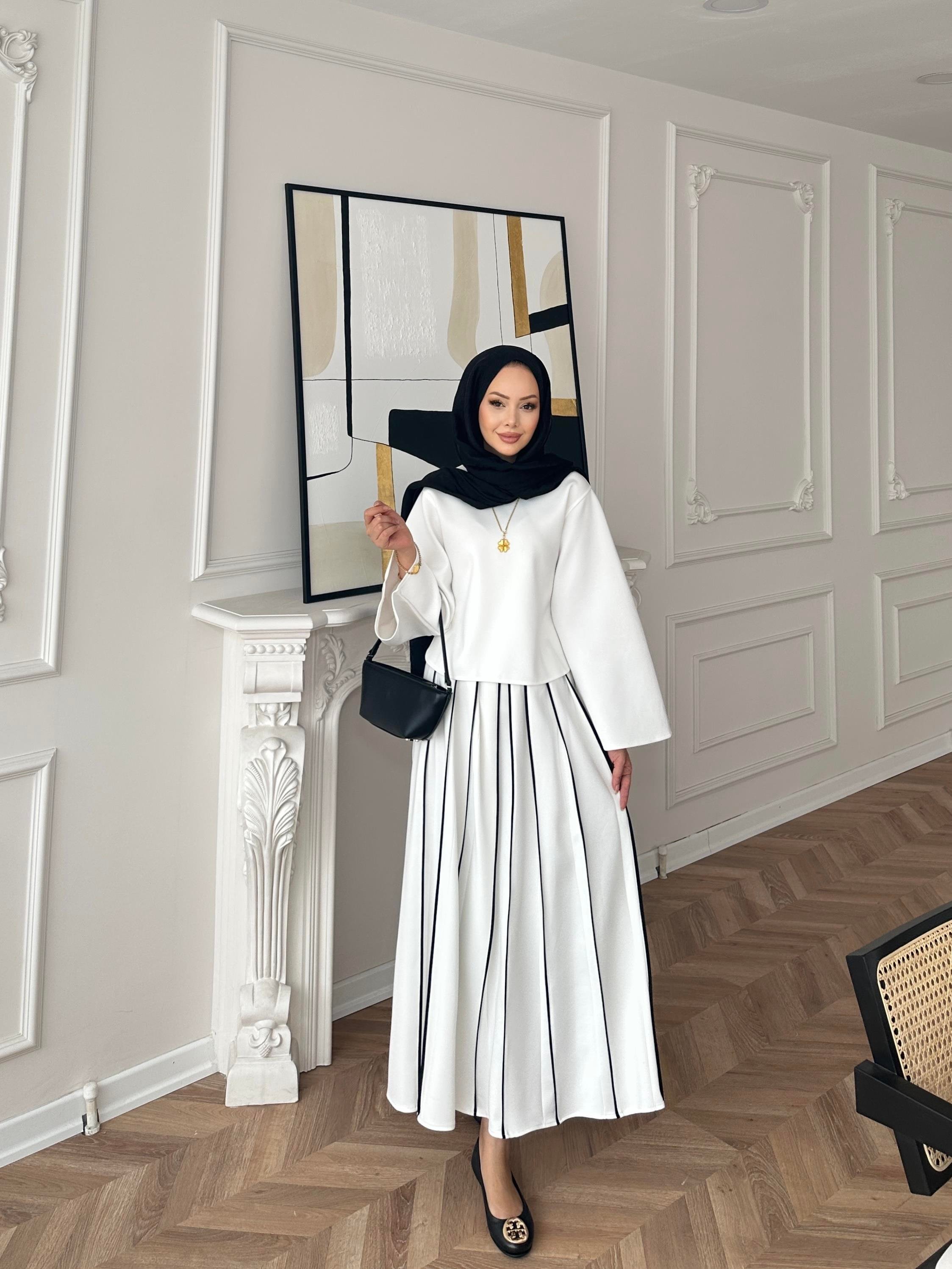 Grayle Biye Detaylı Scuba Etekli Takım Ekru