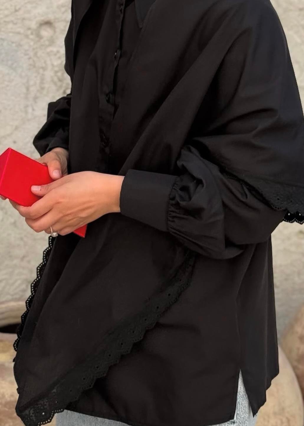 Güpürlü Gömlek Siyah