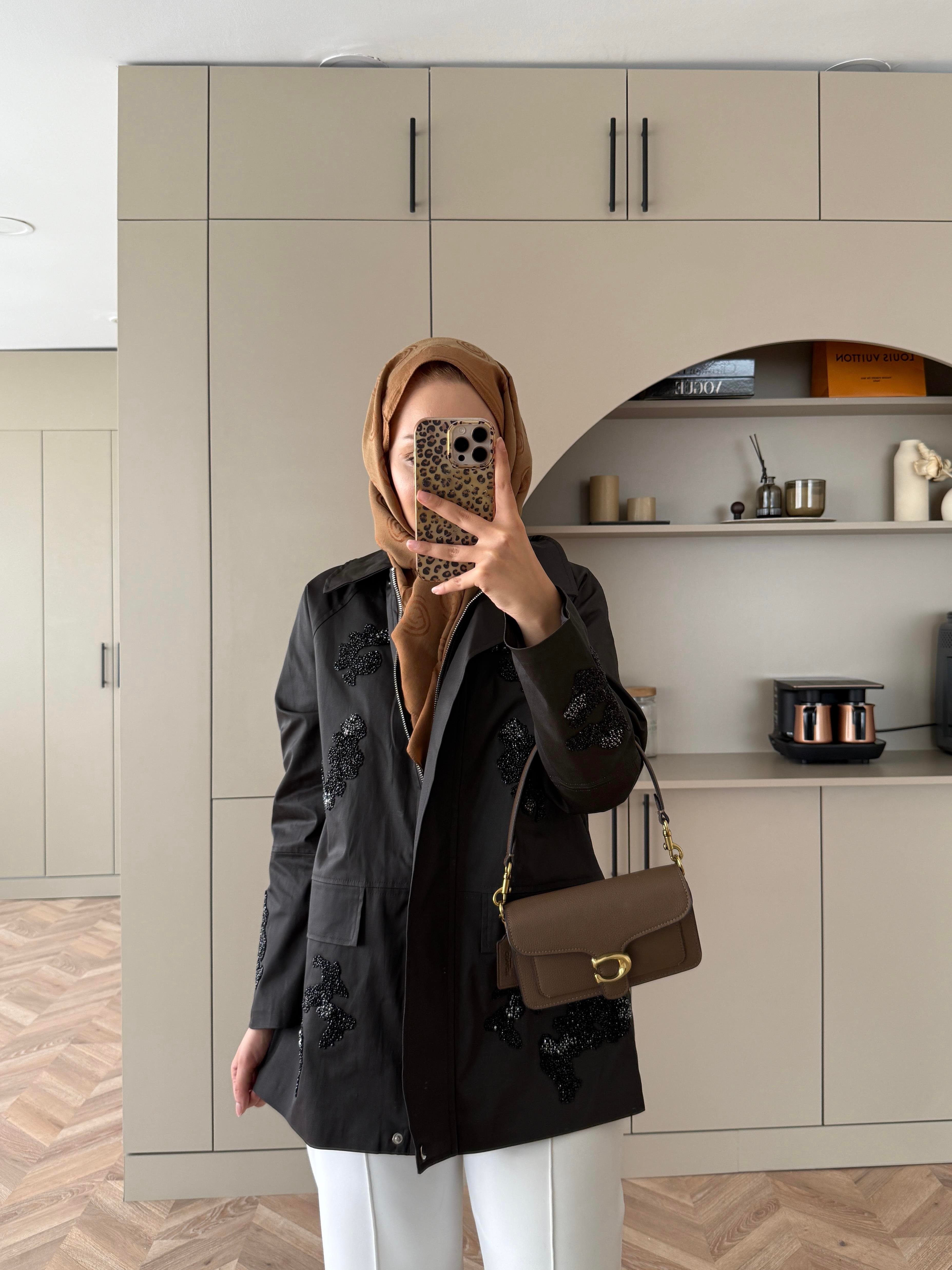 İşlemeli Ceket Kahve