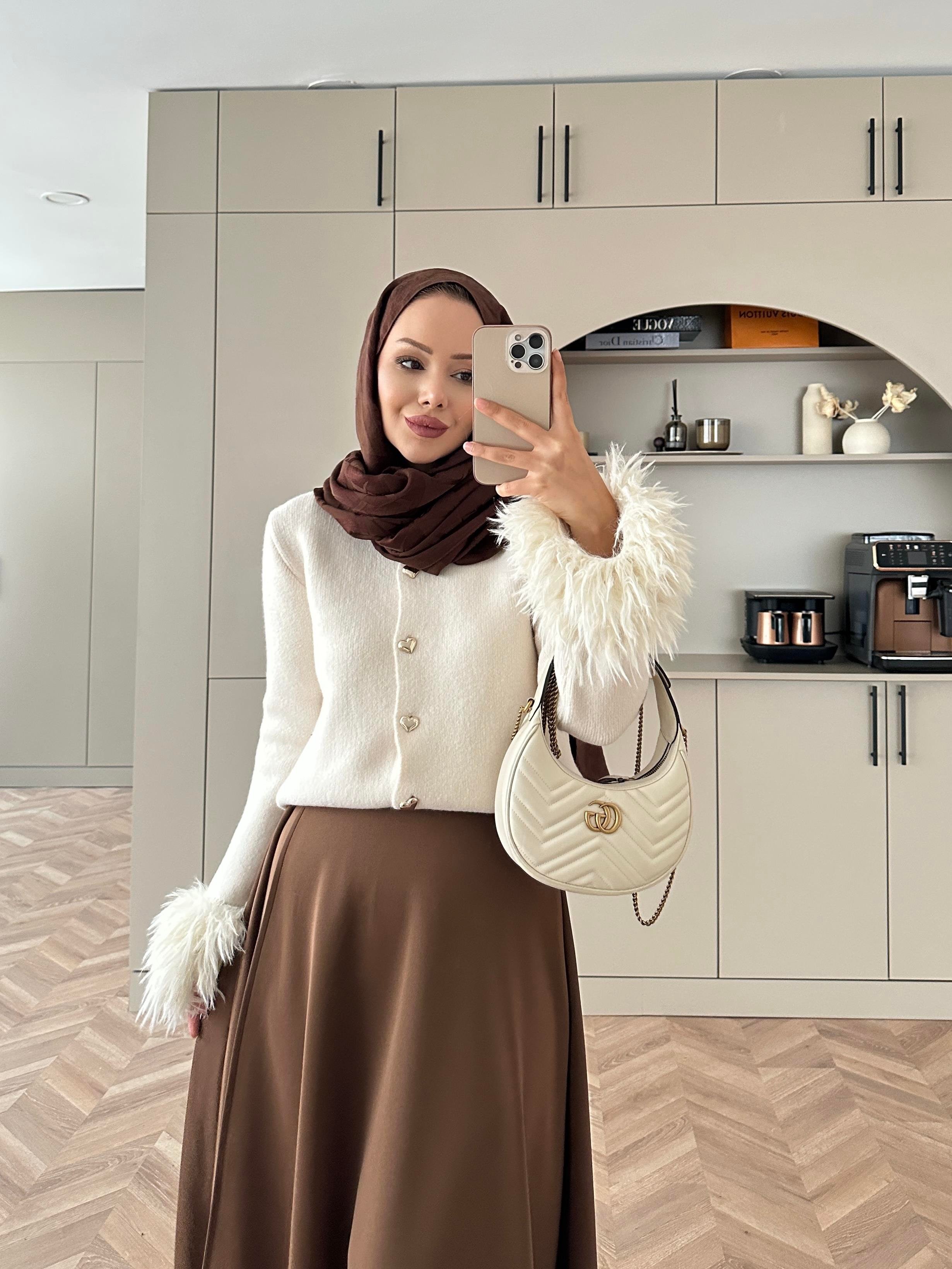 Kalp Düğmeli Angora Hırka Bej