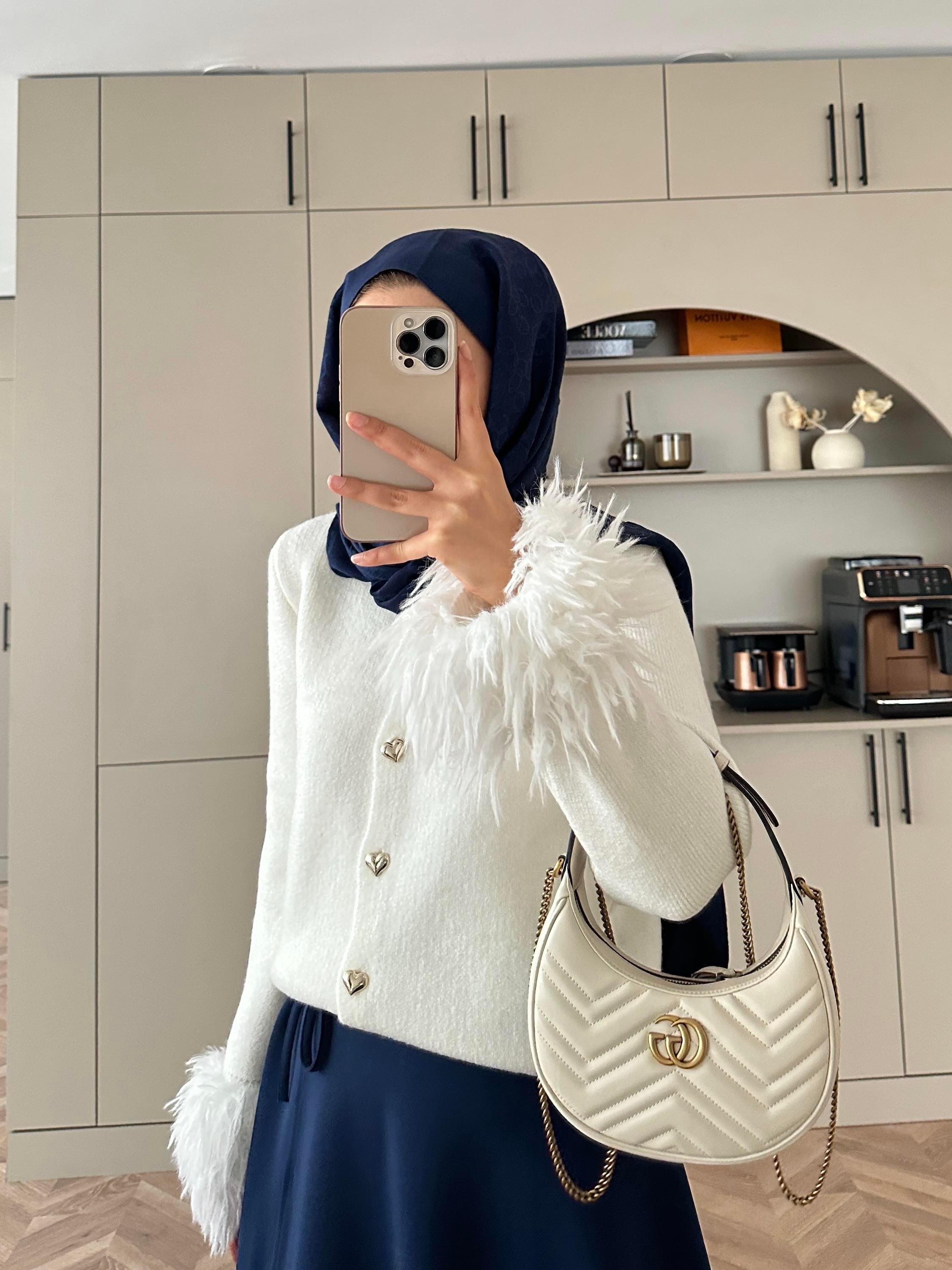 Kalp Düğmeli Angora Hırka Beyaz