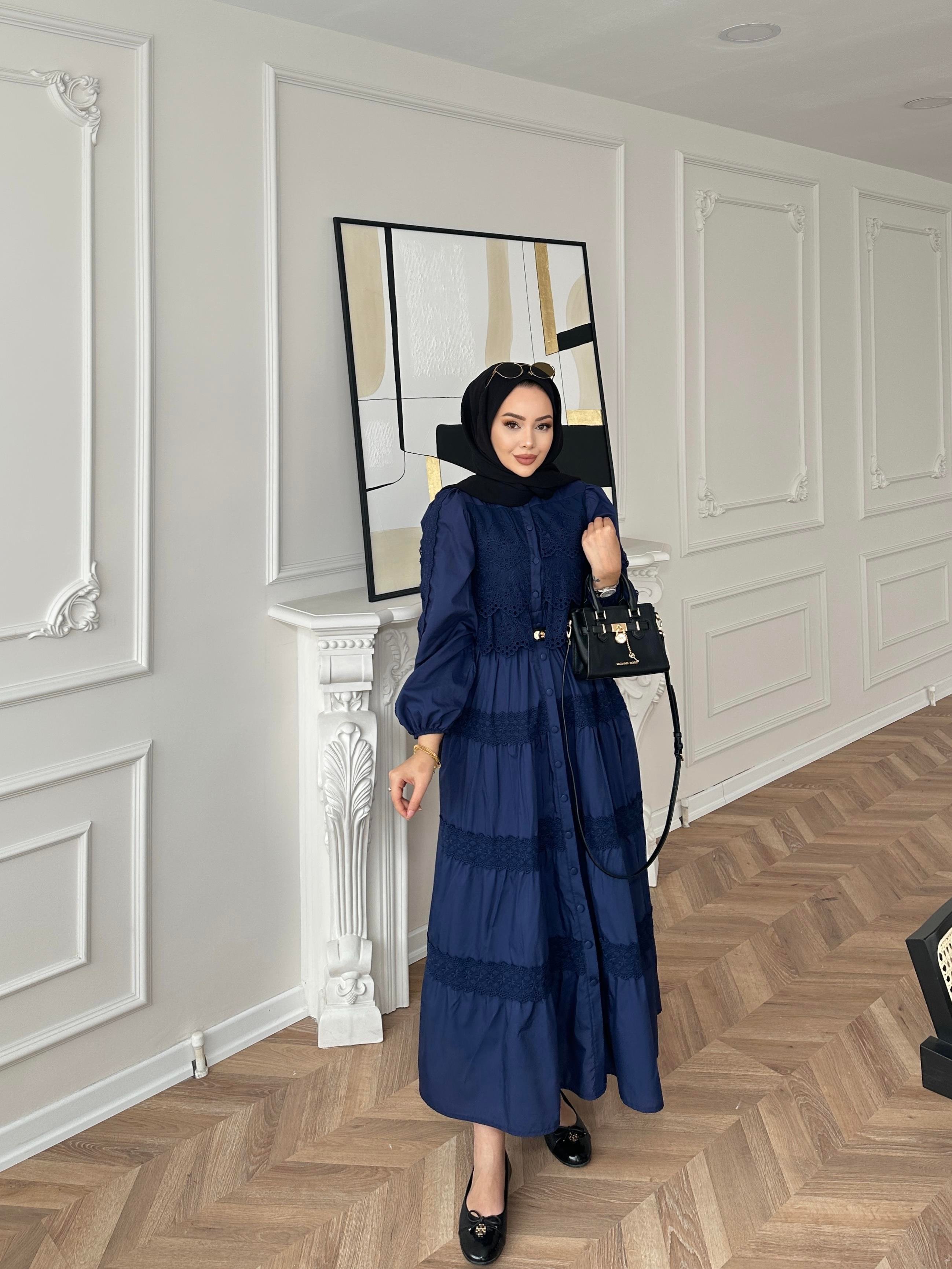 Kate Elbise Lacivert