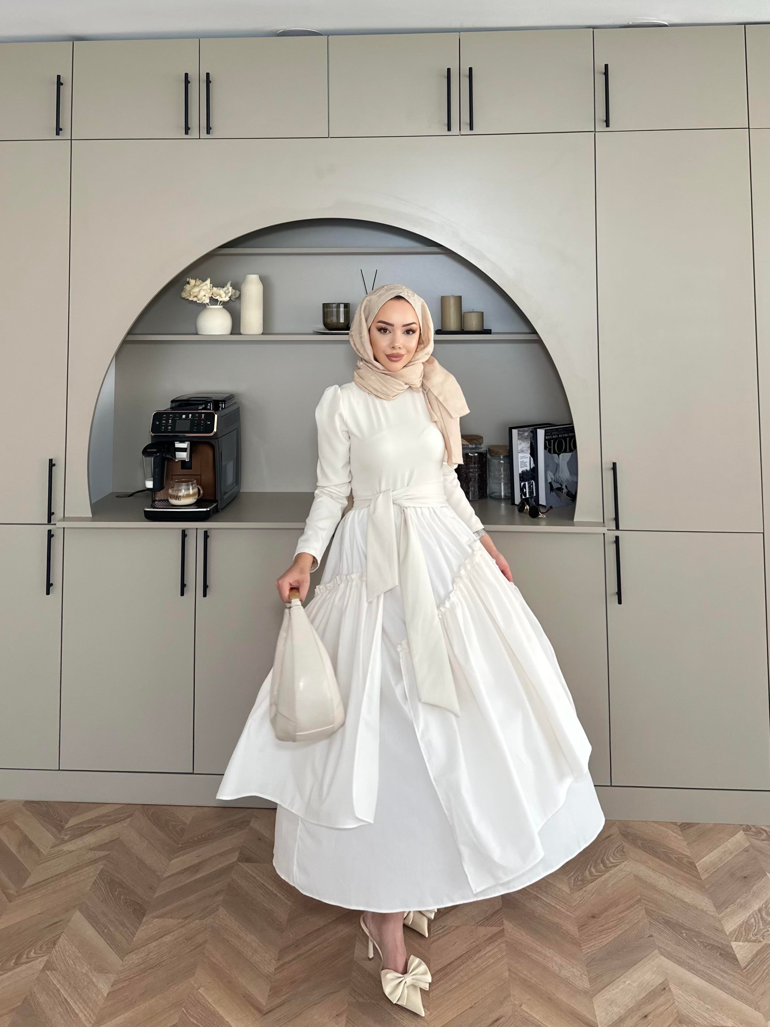 Kendal Paraşüt Elbise Bej