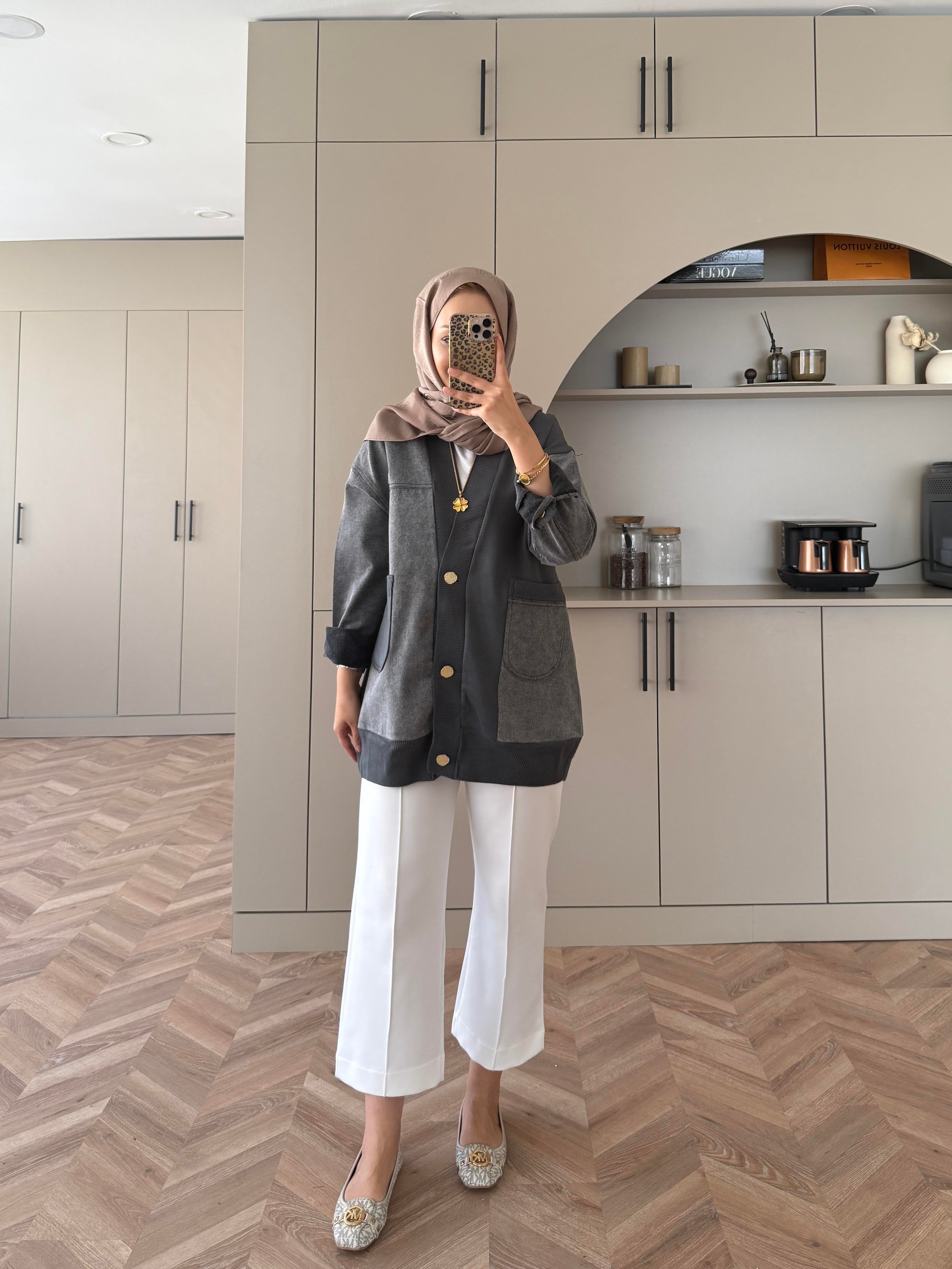 Kontrast Kot Detaylı Hırka Füme