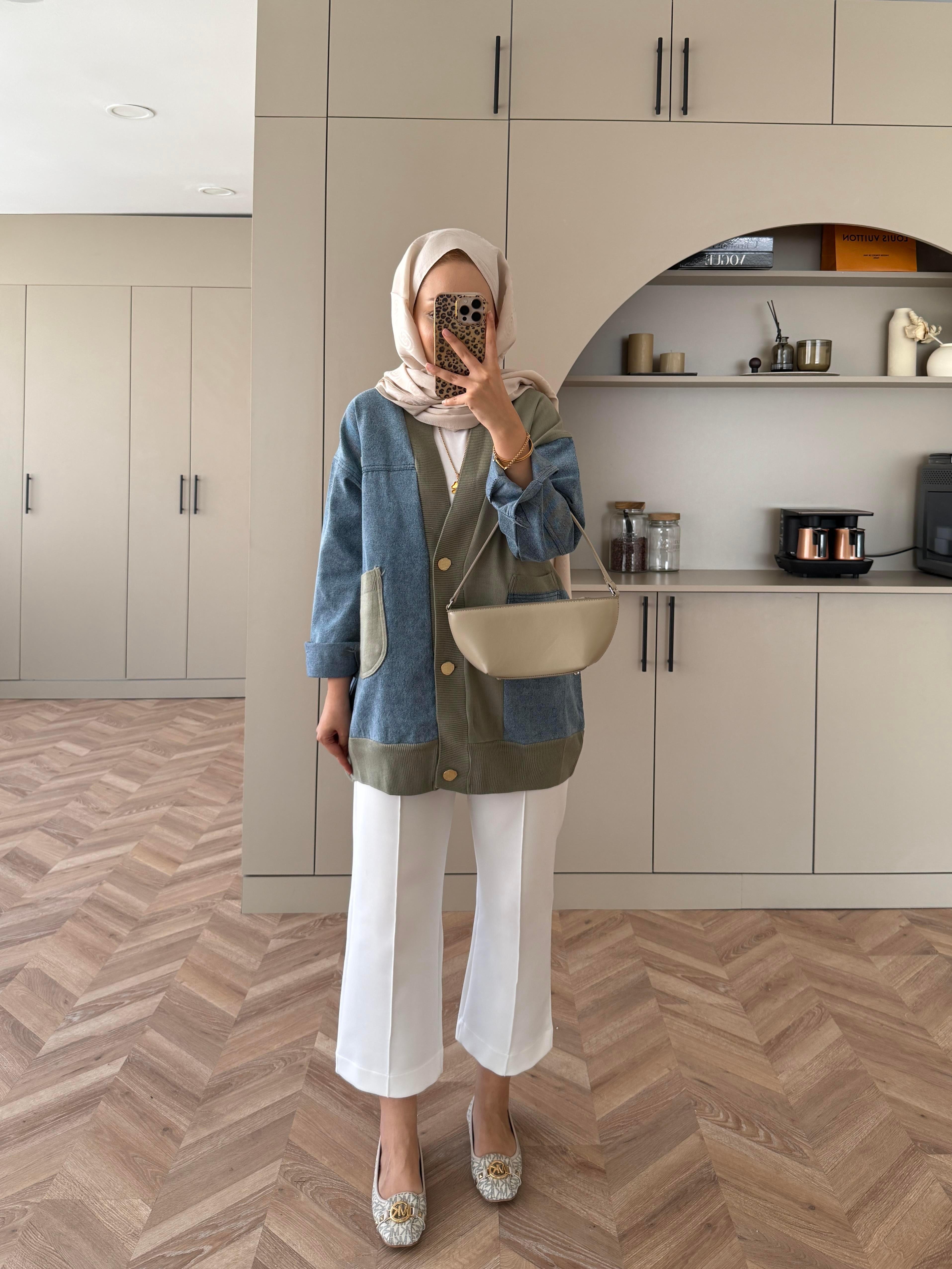 Kontrast Kot Detaylı Hırka Yeşil