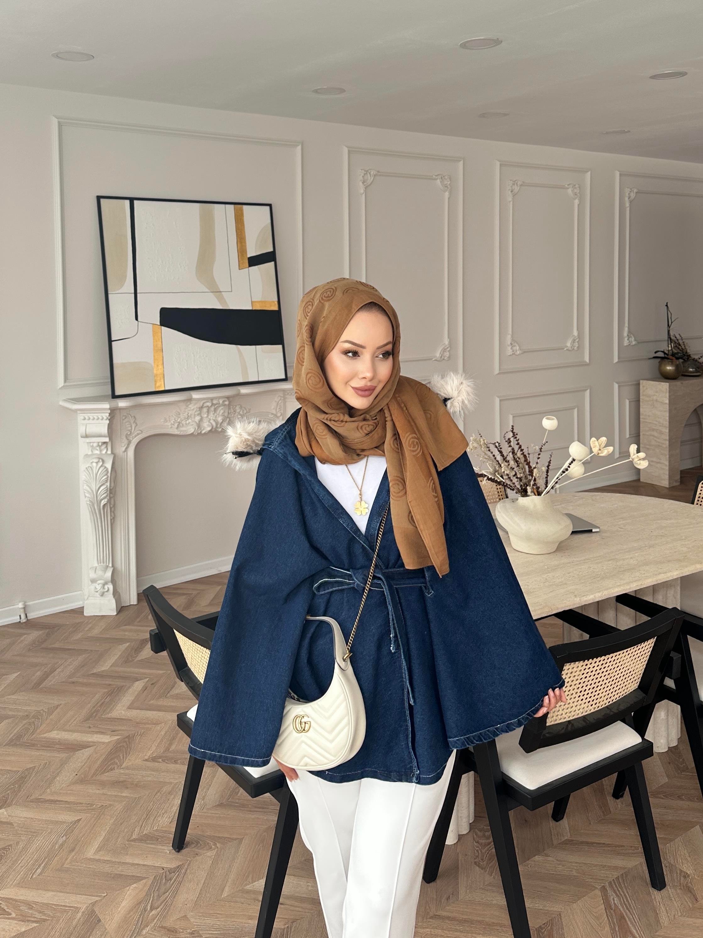 Kot Pelerin/Panço Mavi