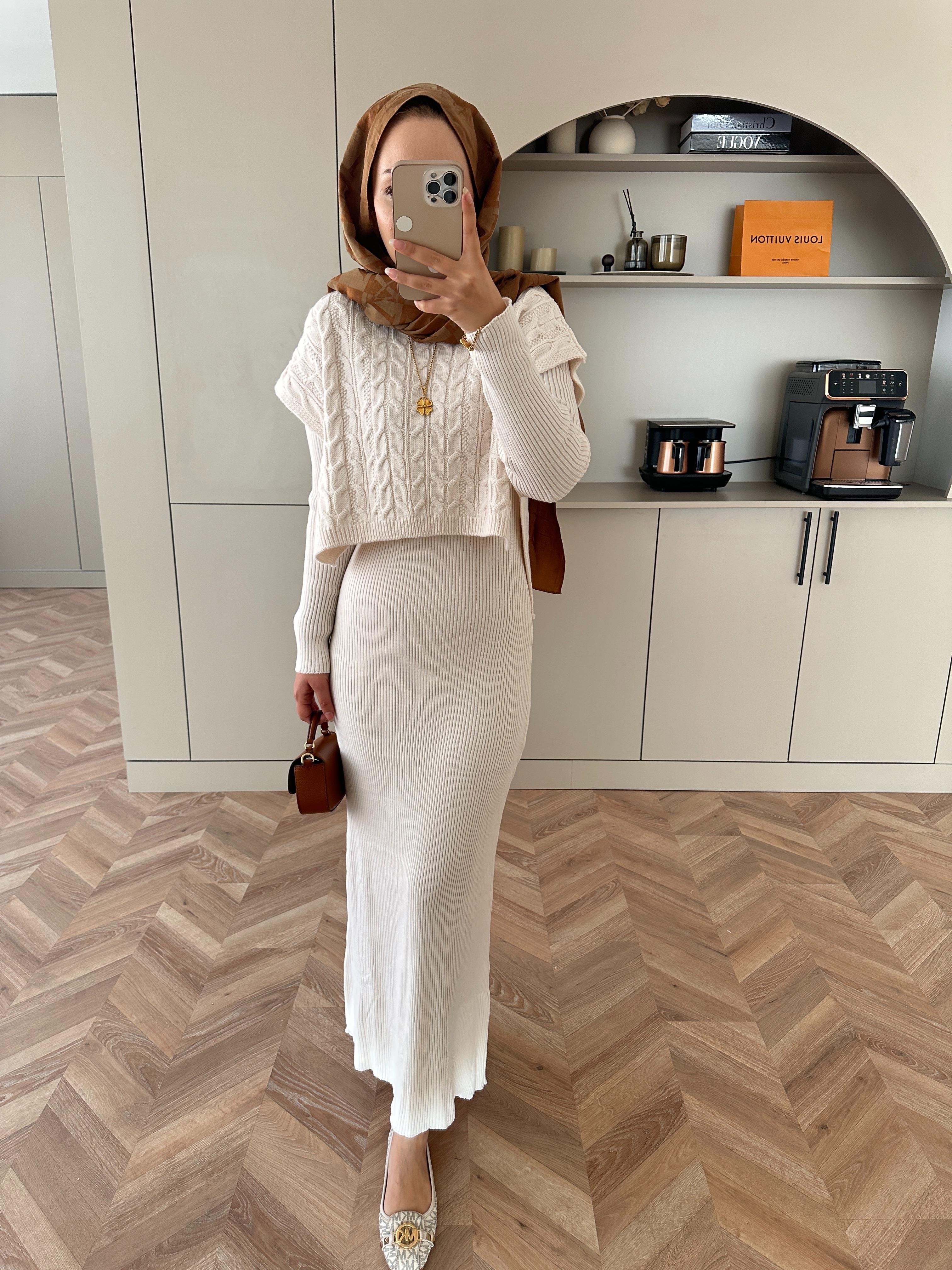 Lilyum Örgü Kapaklı Triko Elbise Bej