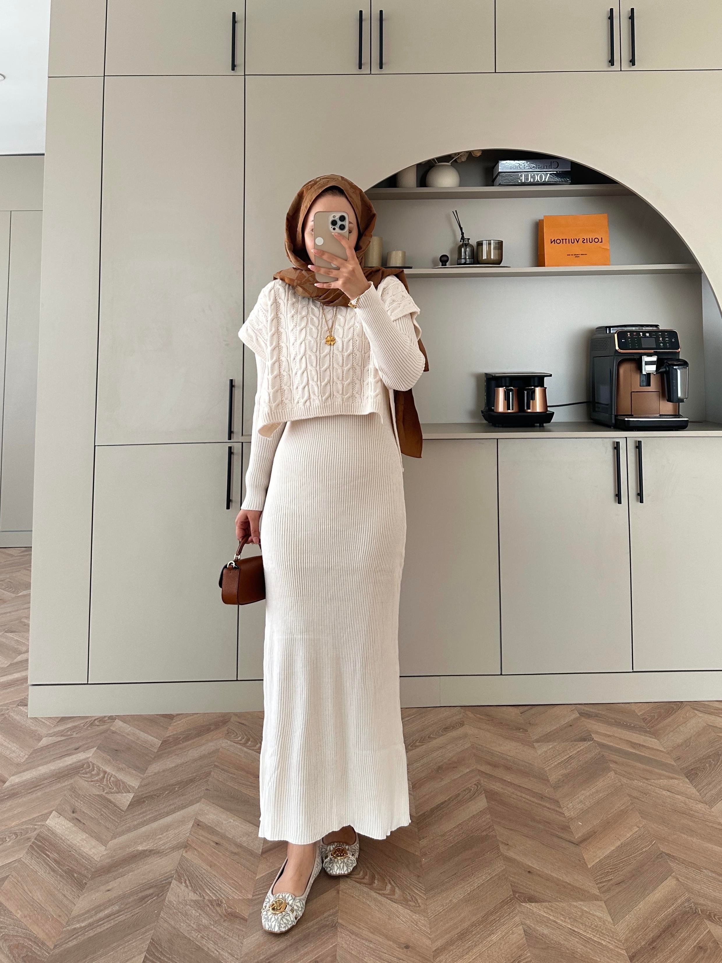 Lilyum Örgü Kapaklı Triko Elbise Bej