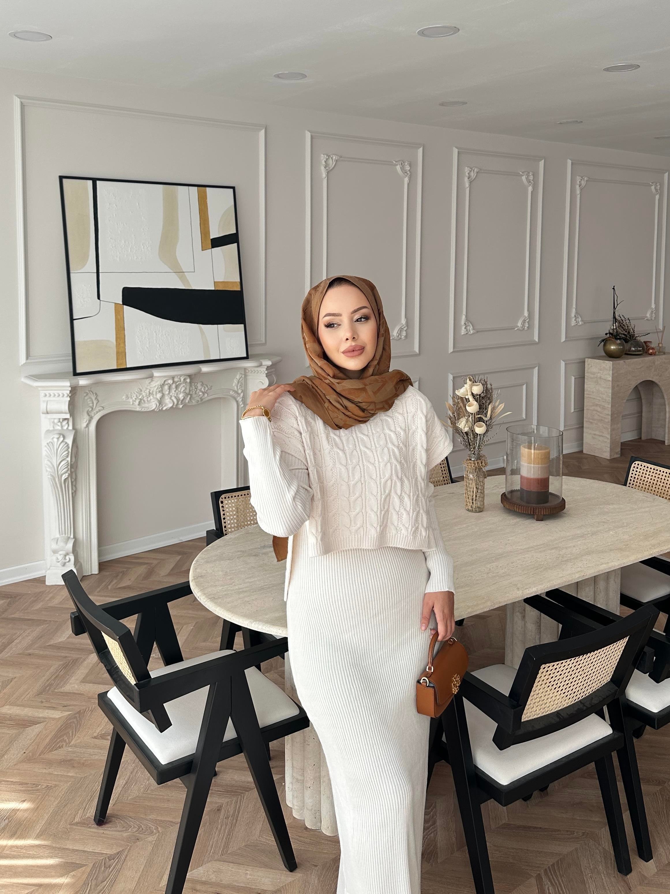 Lilyum Örgü Kapaklı Triko Elbise Bej