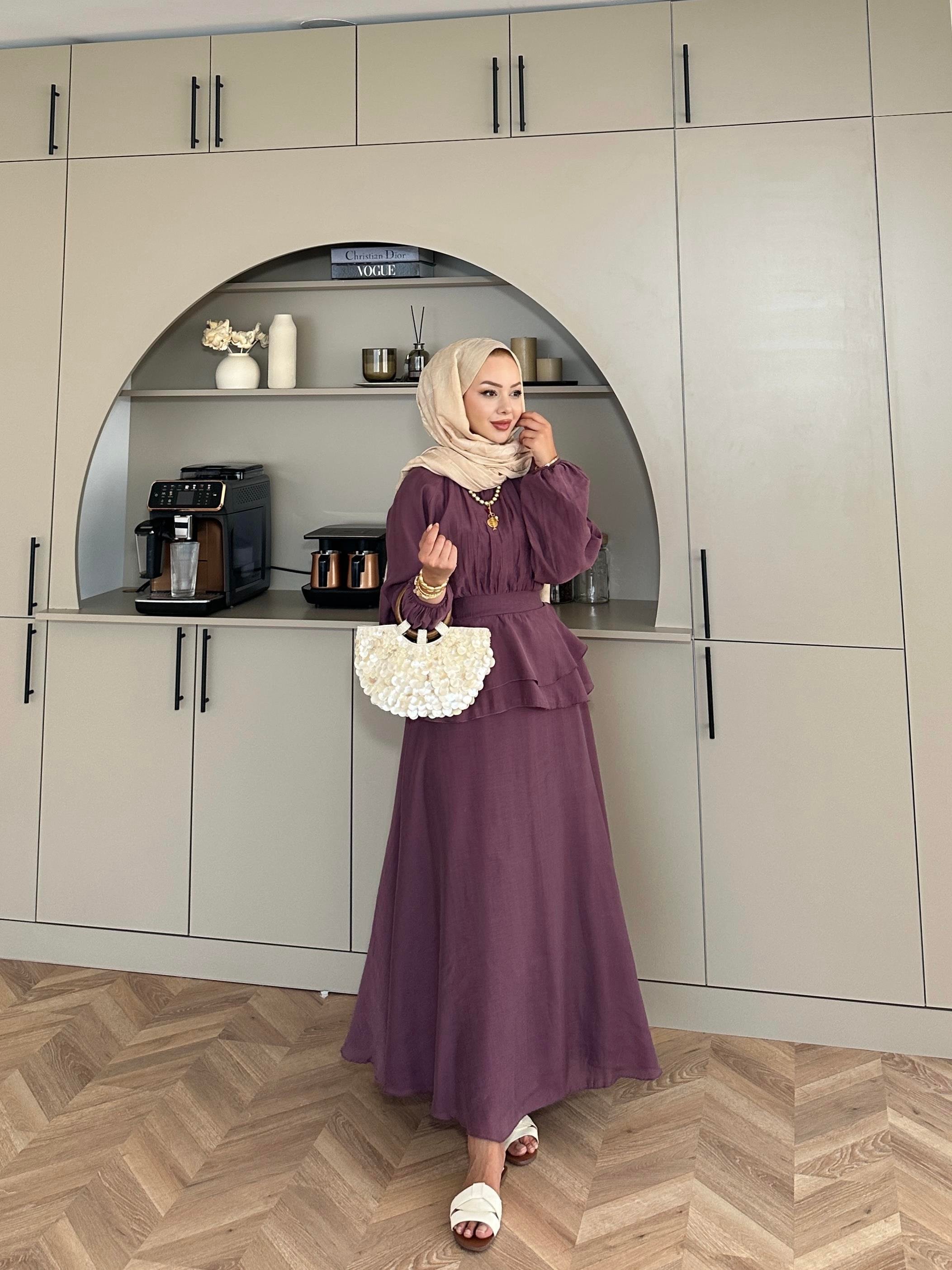 Lola Elbise Mürdüm