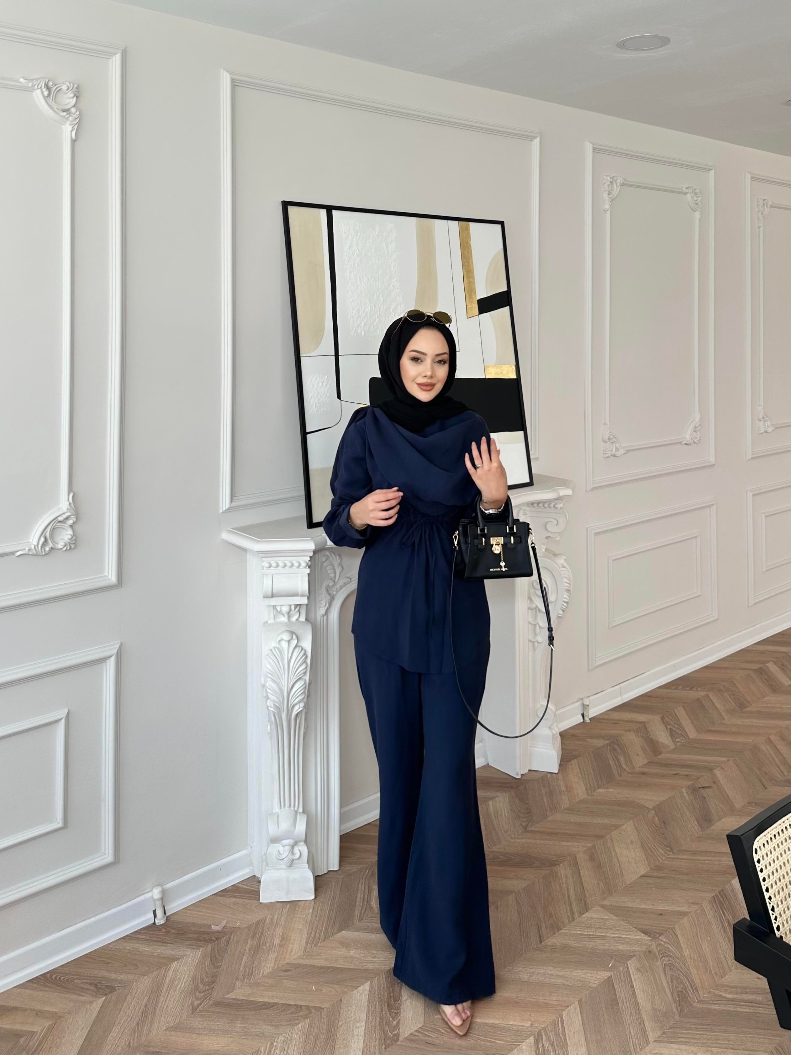 Luiz Yakalı Takım Lacivert