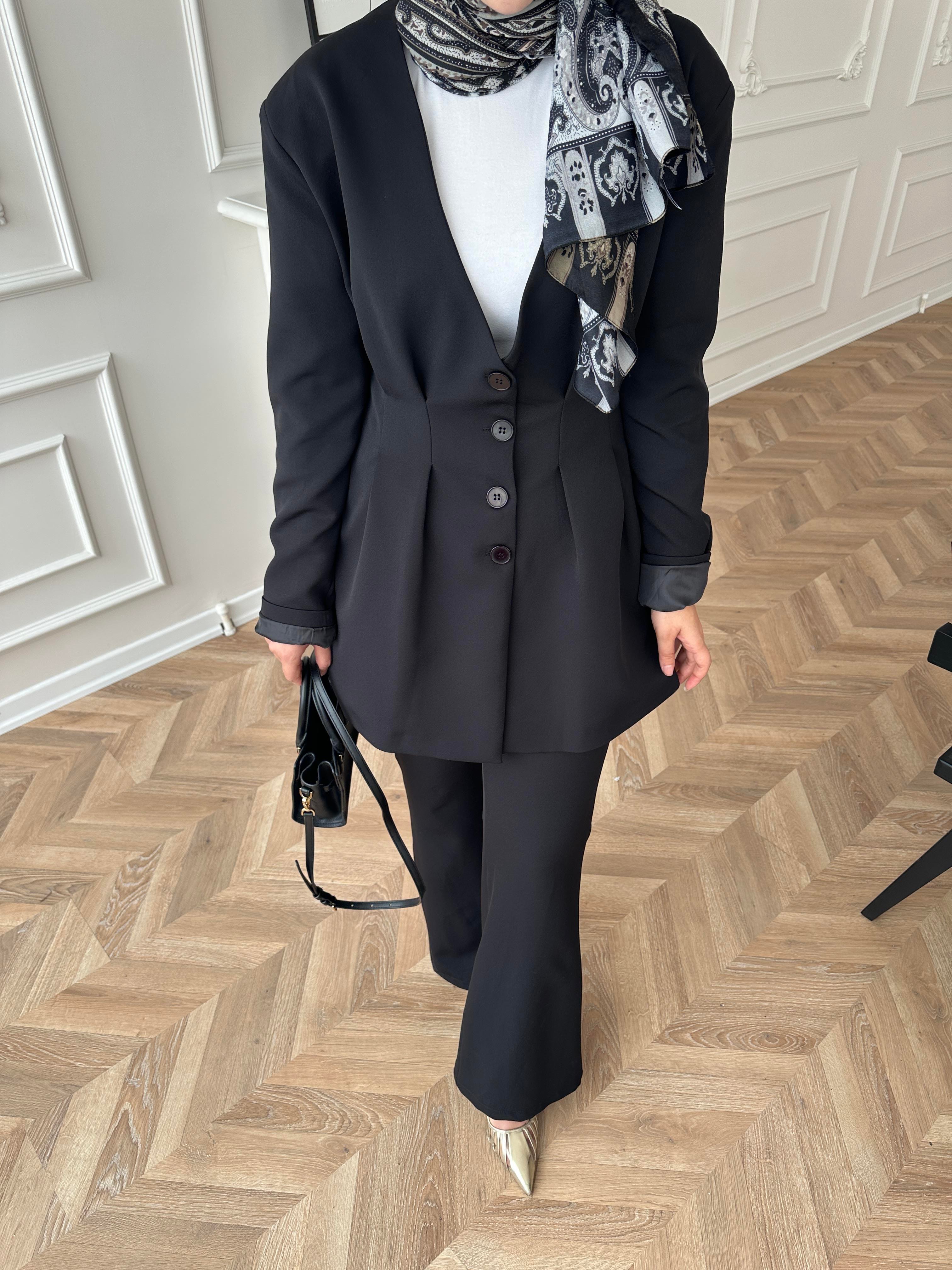 Luna Pantolonlu Takım Siyah 