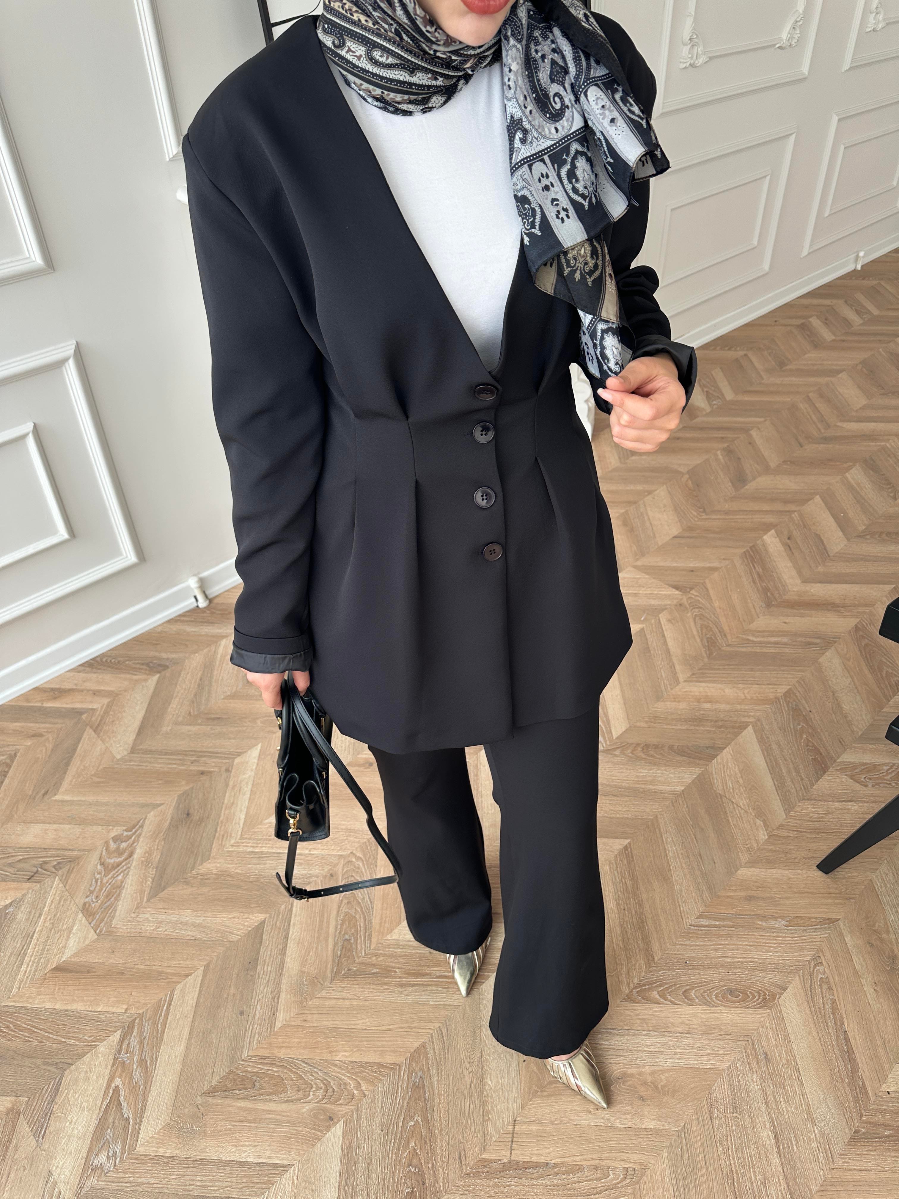 Luna Pantolonlu Takım Siyah 