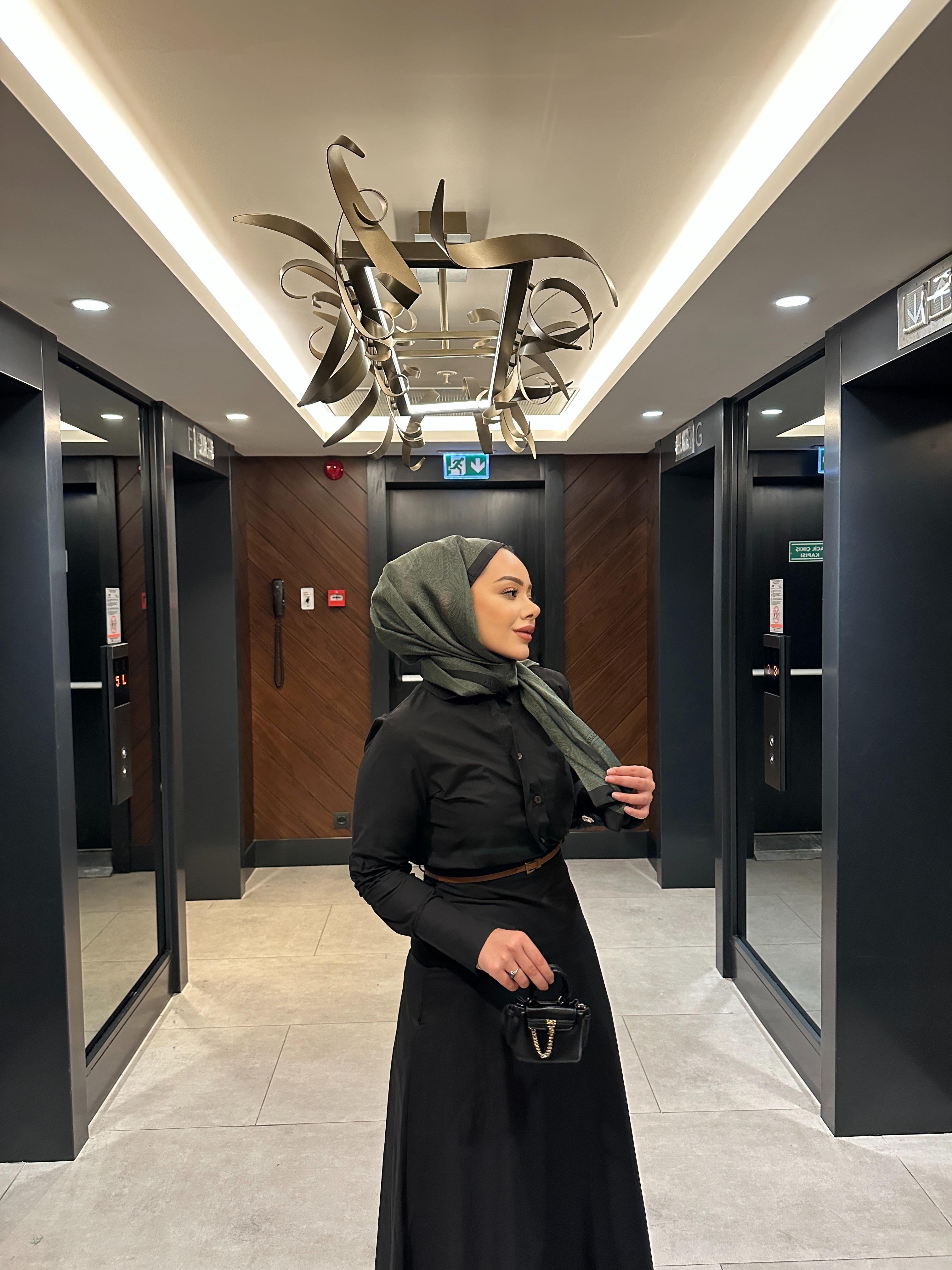 Maron Keten Elbise Siyah