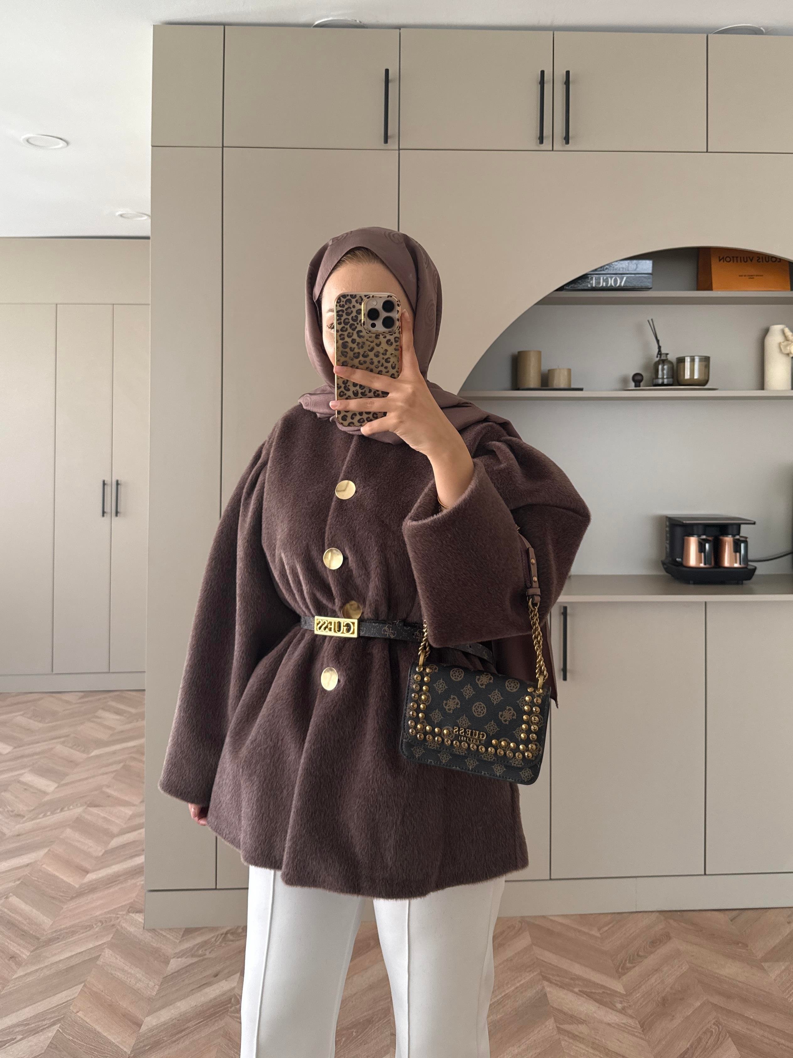 Mısra Angora Kaban Kahve