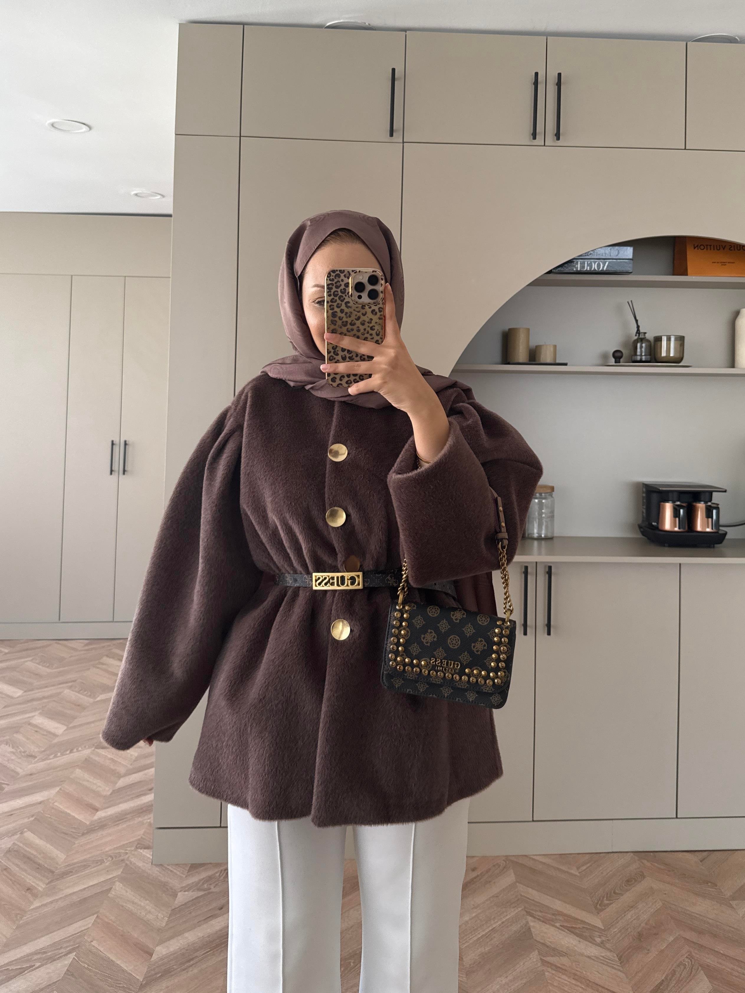 Mısra Angora Kaban Kahve