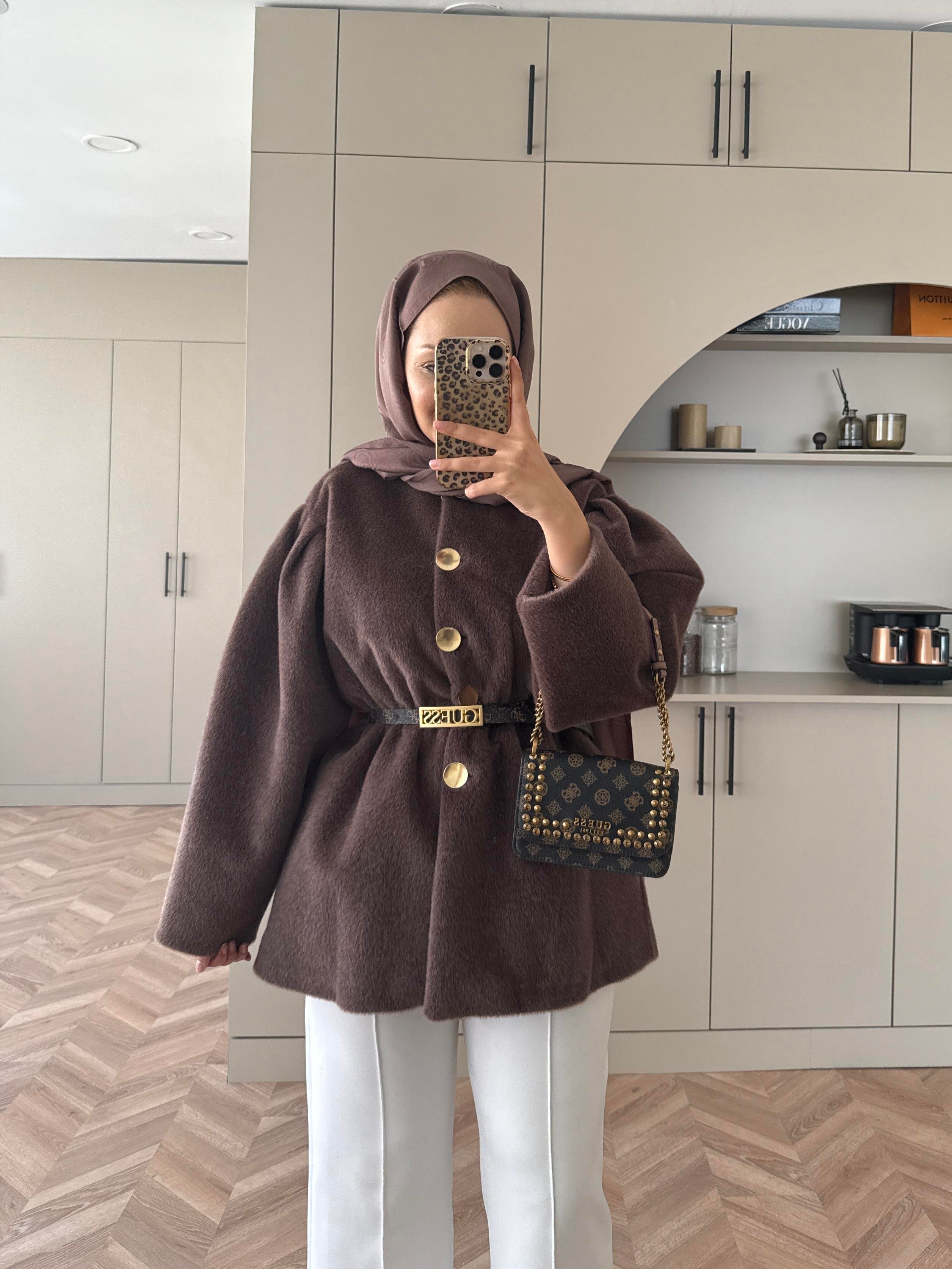 Mısra Angora Kaban Kahve