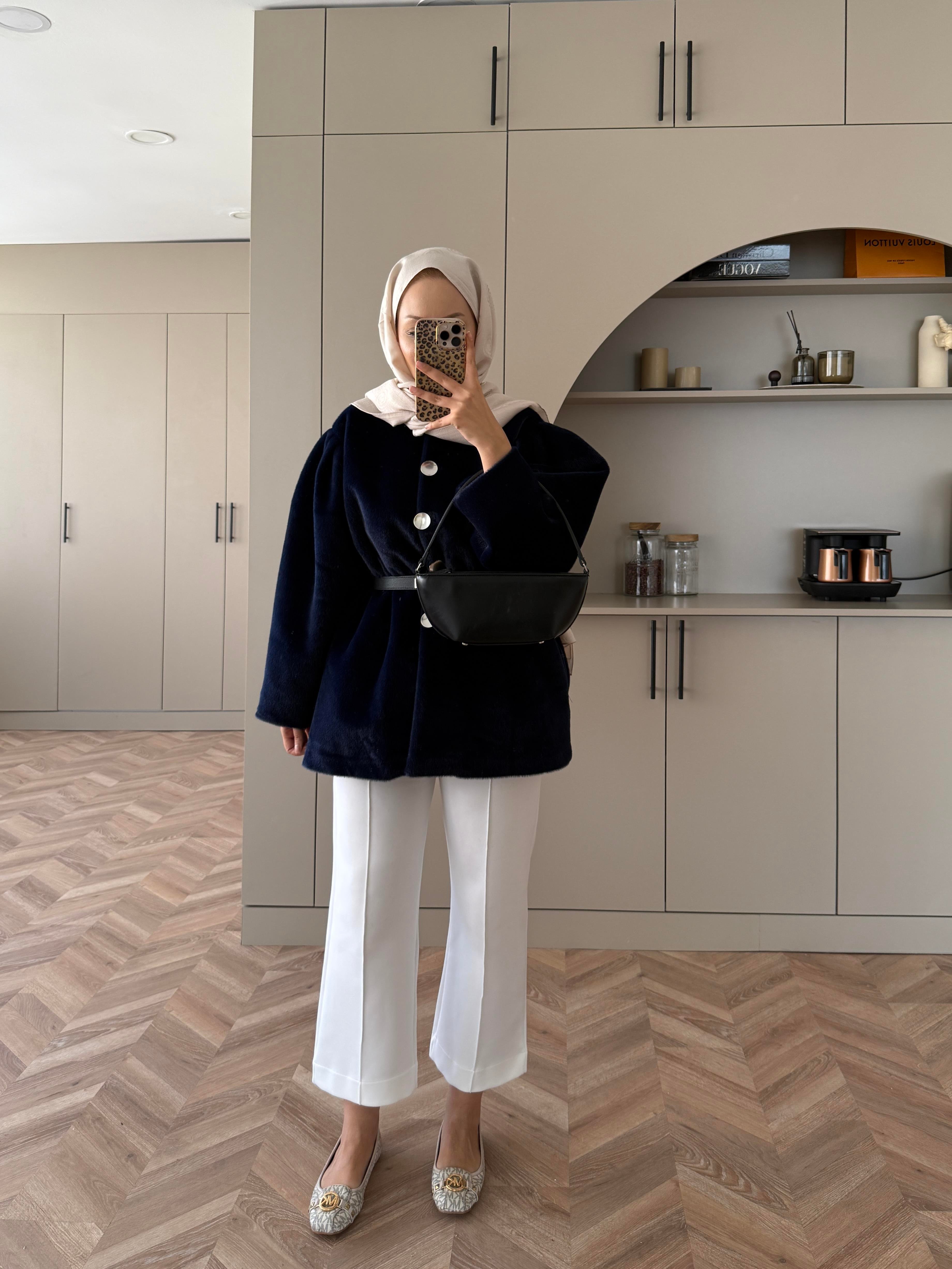 Mısra Angora Kaban Lacivert