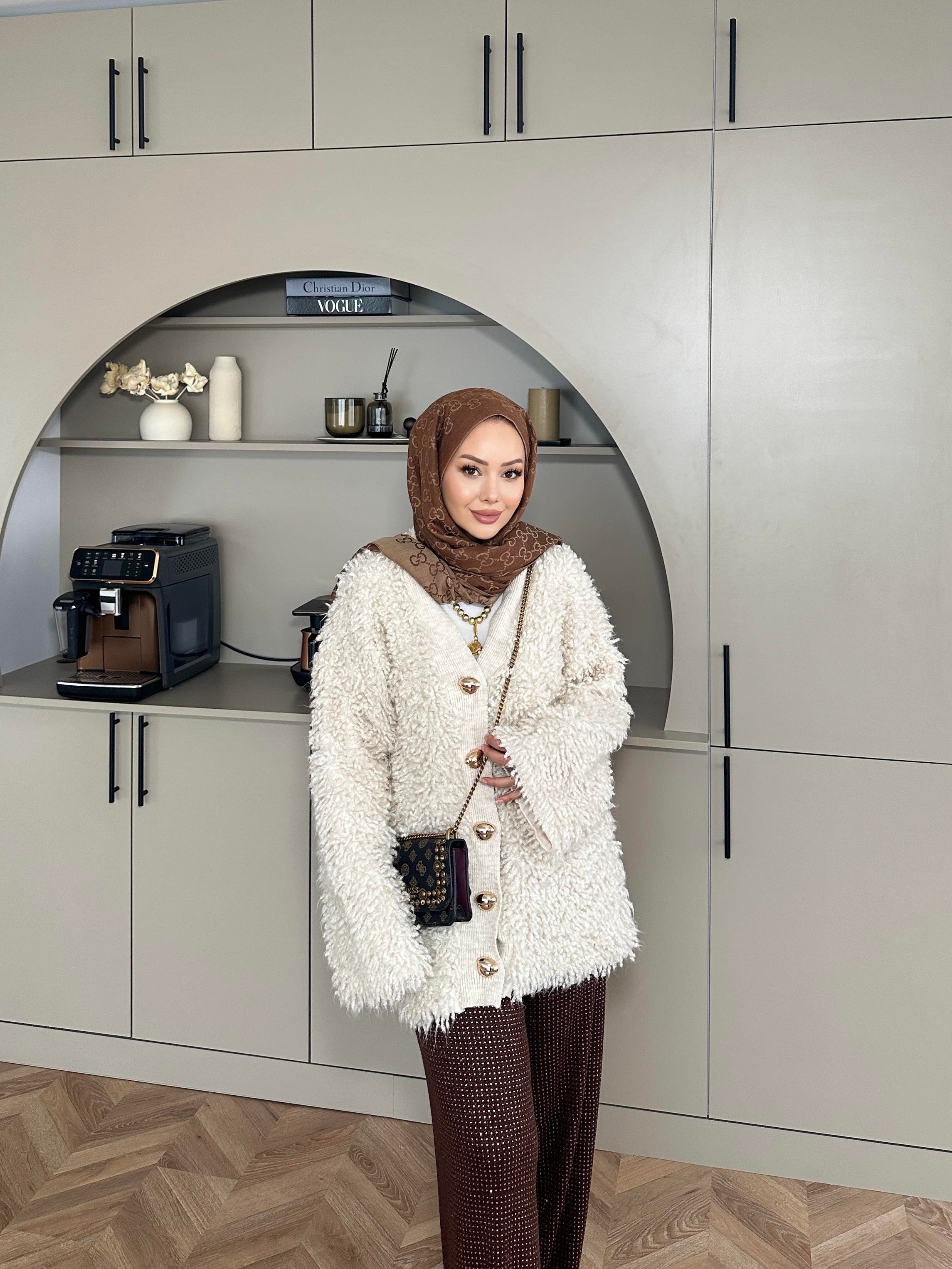 Moira Sakallı Hırka Ekru