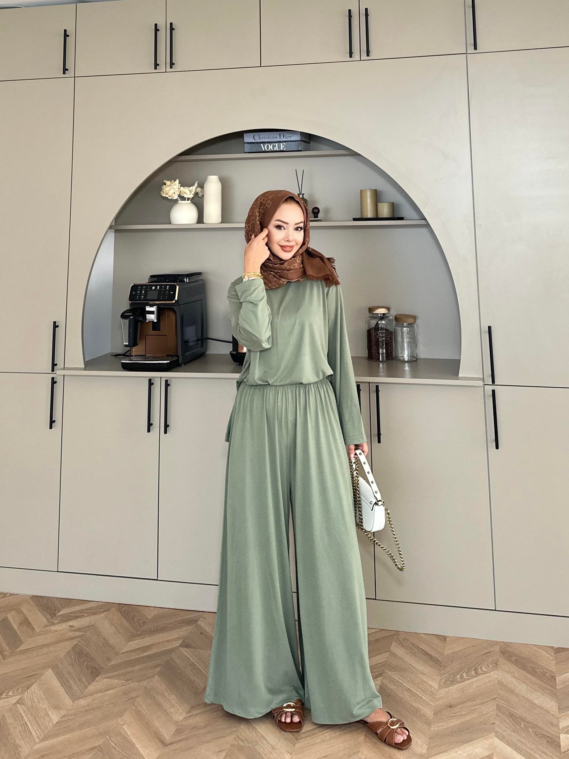 Nora Oysh Takım Haki