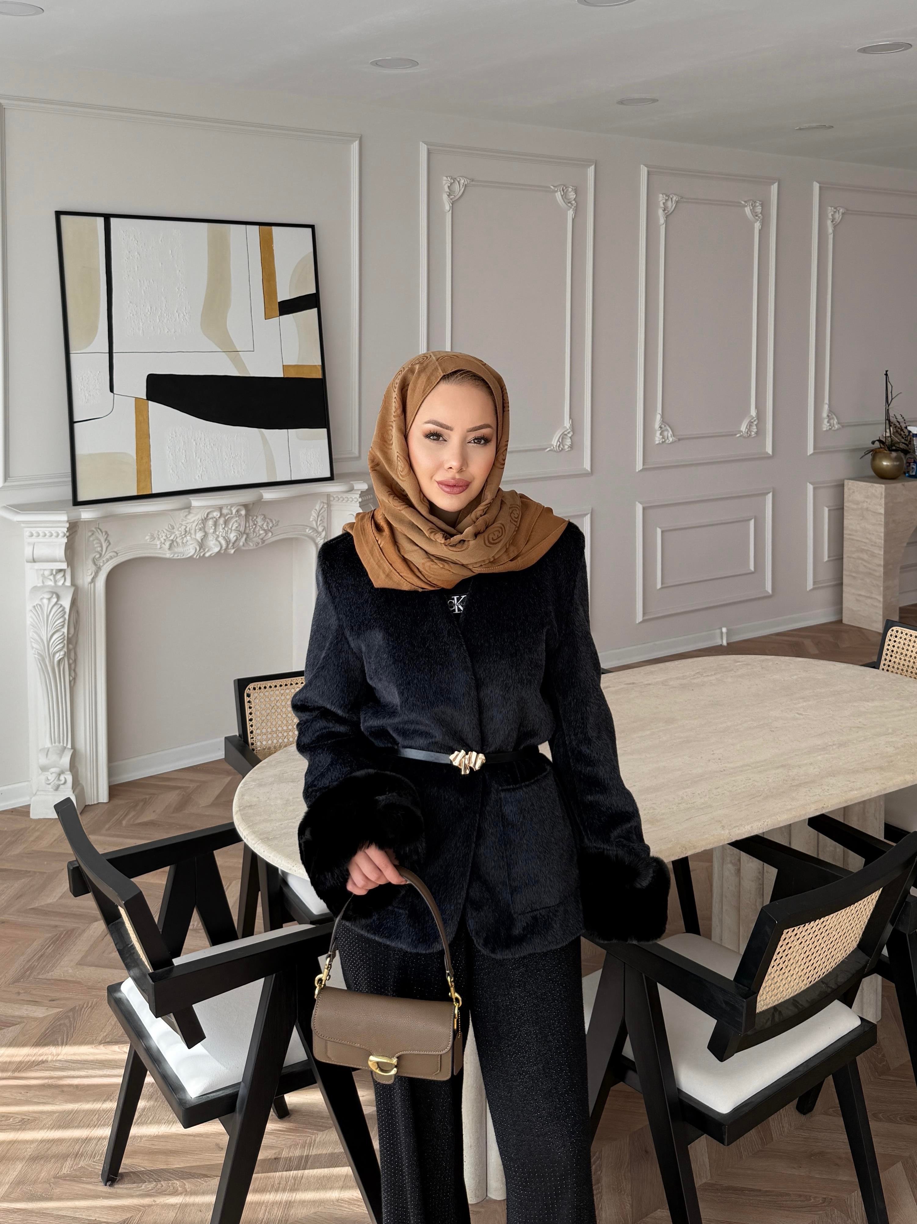 Charm Kürk Detaylı Ceket Siyah