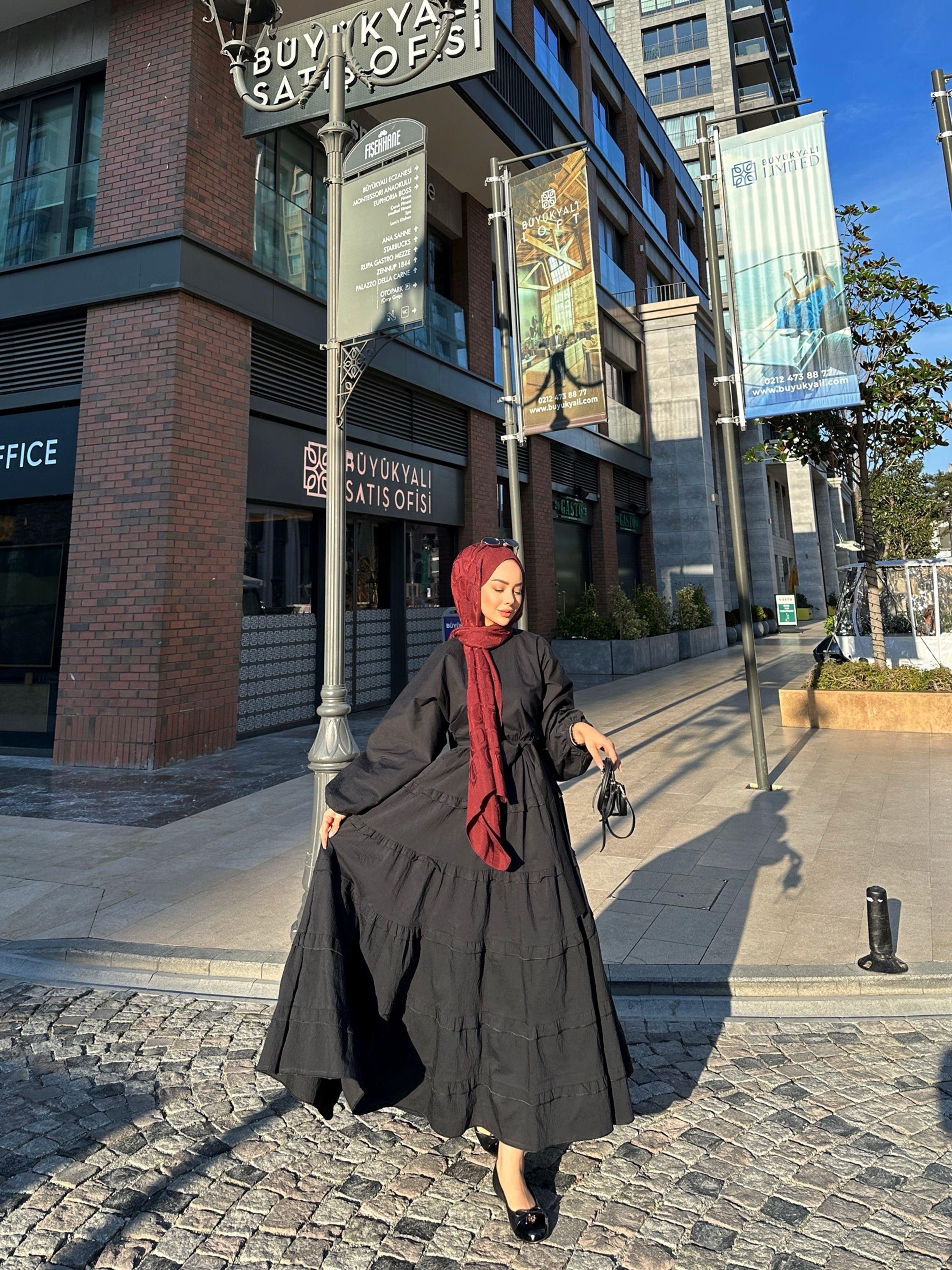 Seva Fırfırlı Elbise Siyah