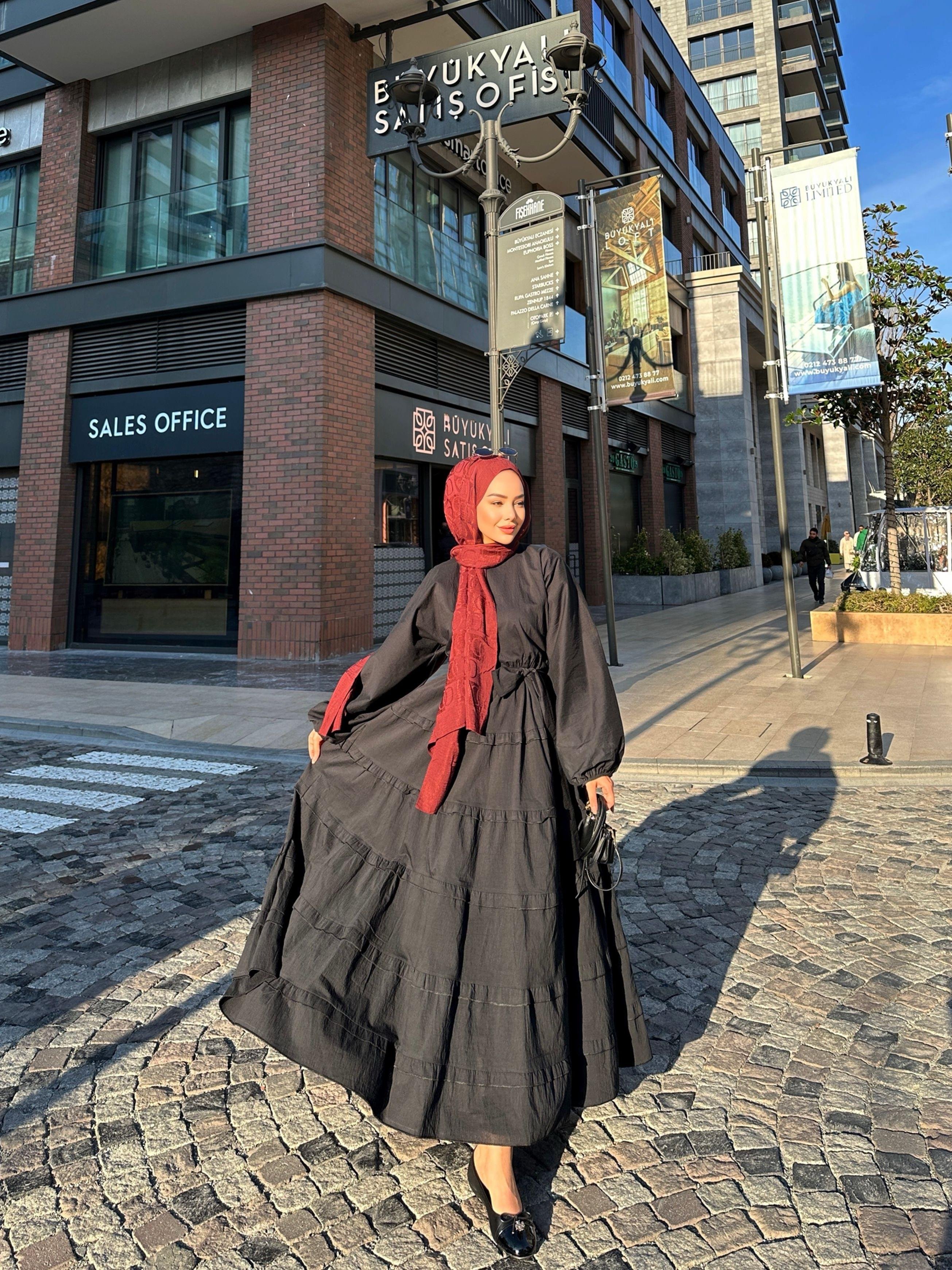 Seva Fırfırlı Elbise Siyah