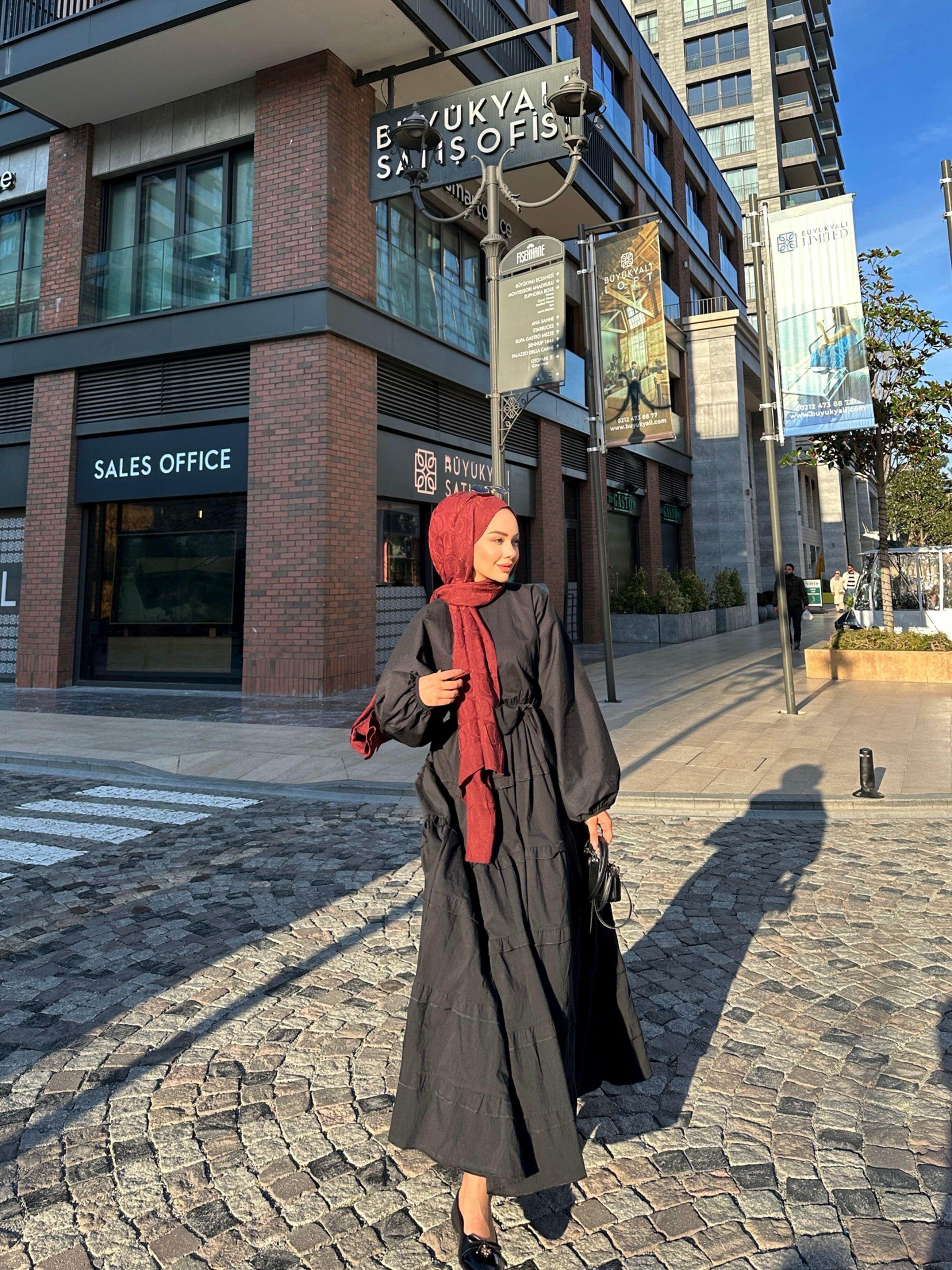 Seva Fırfırlı Elbise Siyah