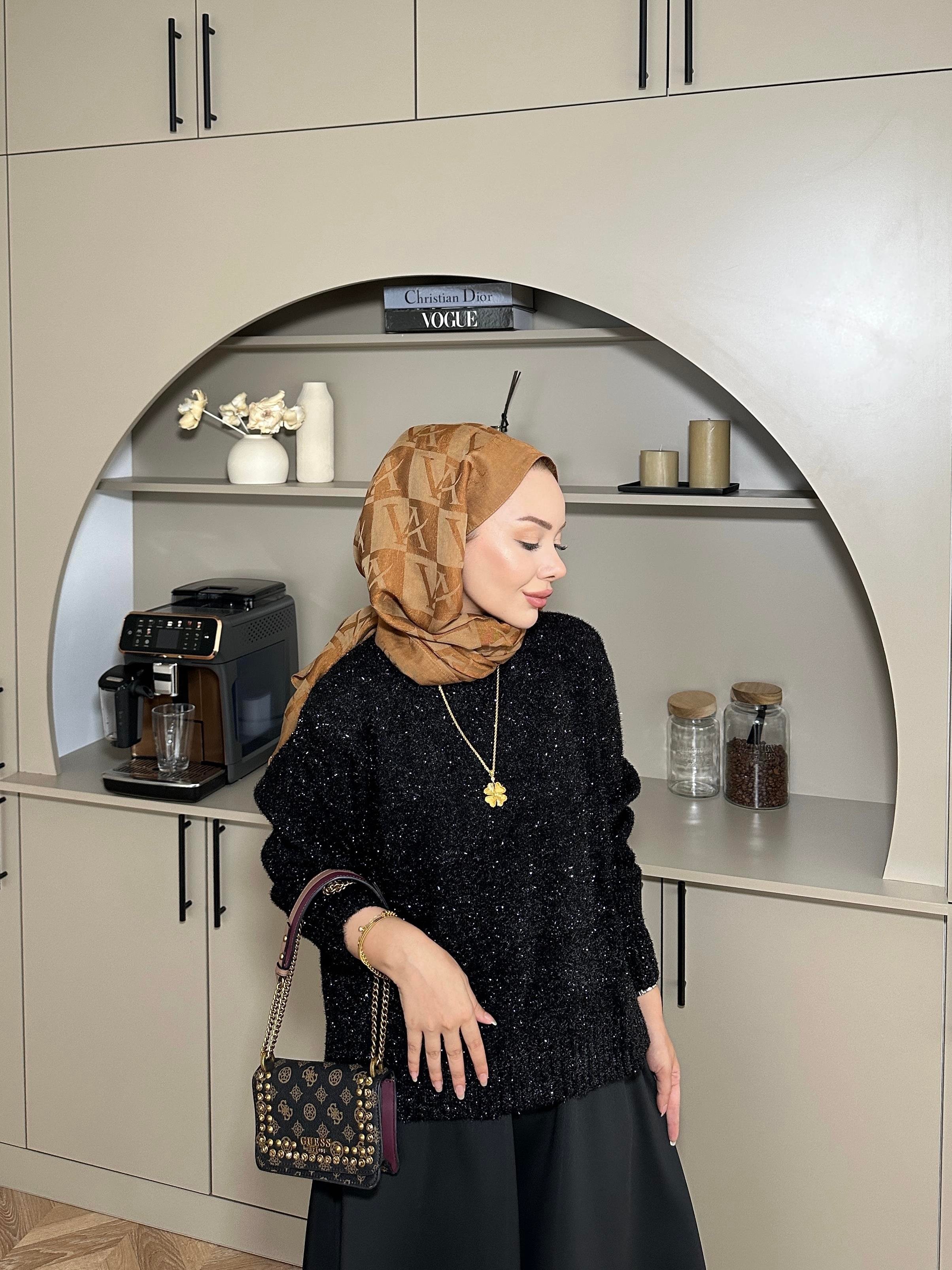 Simli Kısa Kazak Siyah