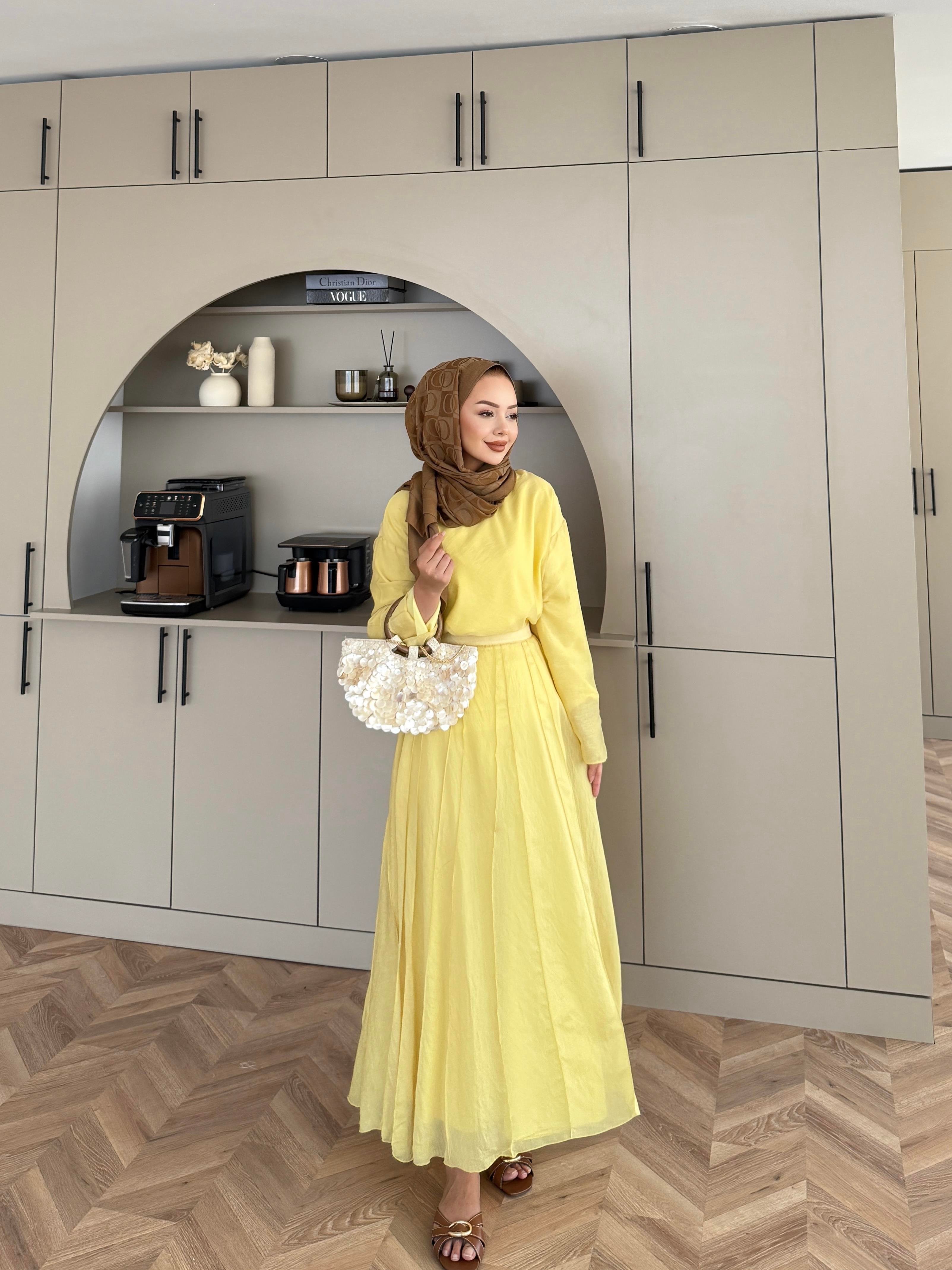 Şura Etekli Takım Bej