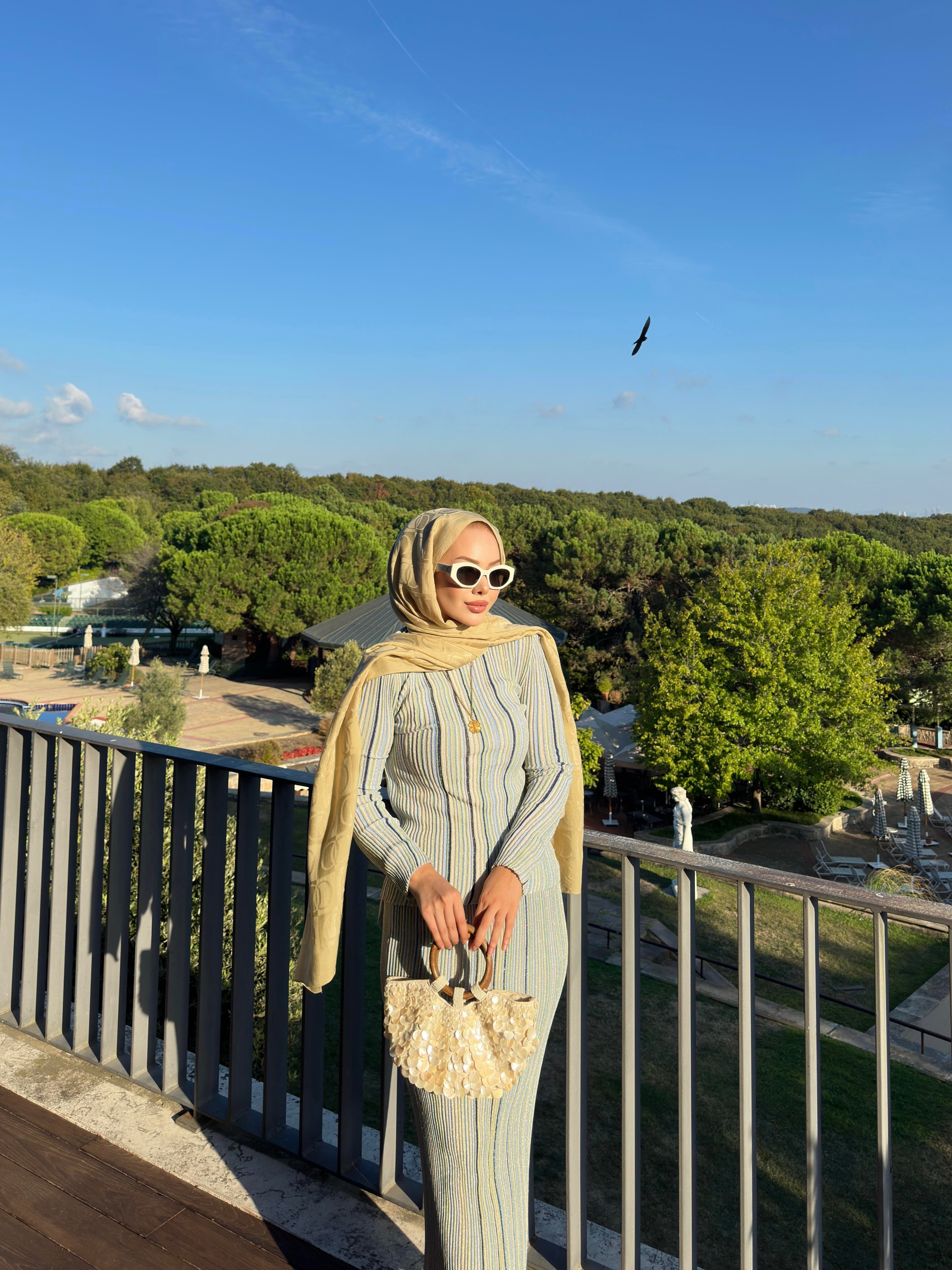 Tanya Işıltılı Etekli Takım Mavi