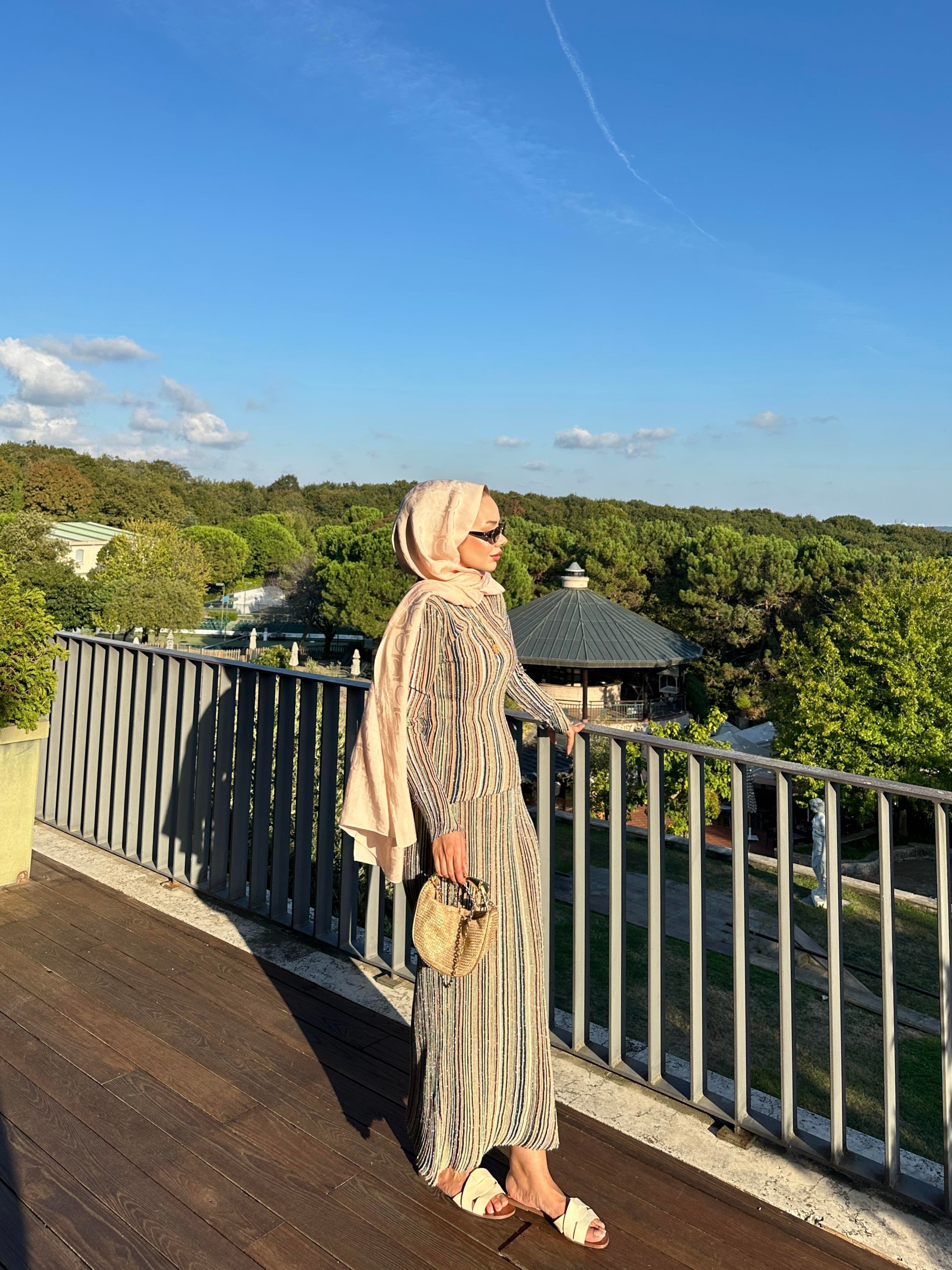 Tanya Işıltılı Etekli Takım Pembe