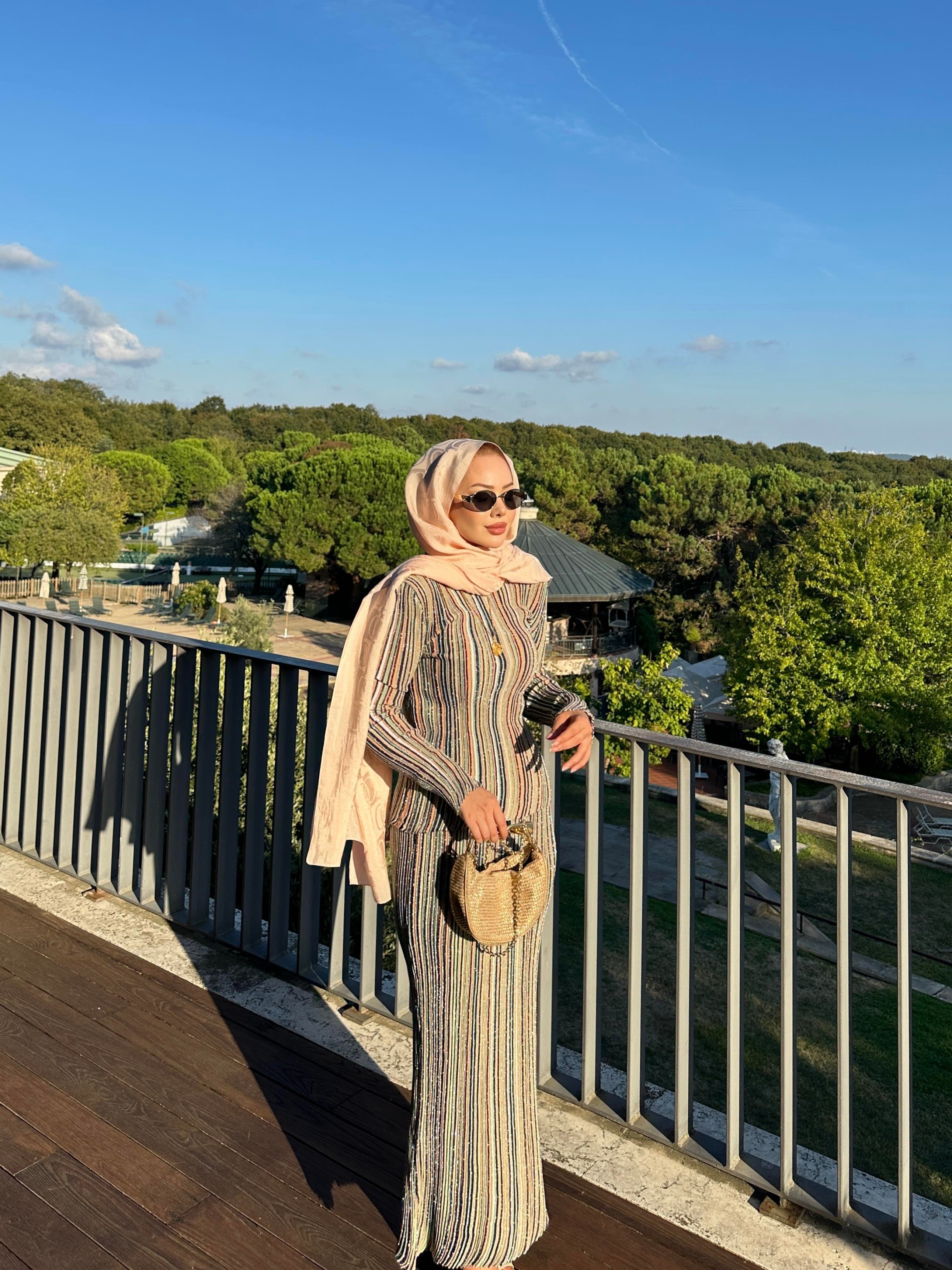 Tanya Işıltılı Etekli Takım Pembe