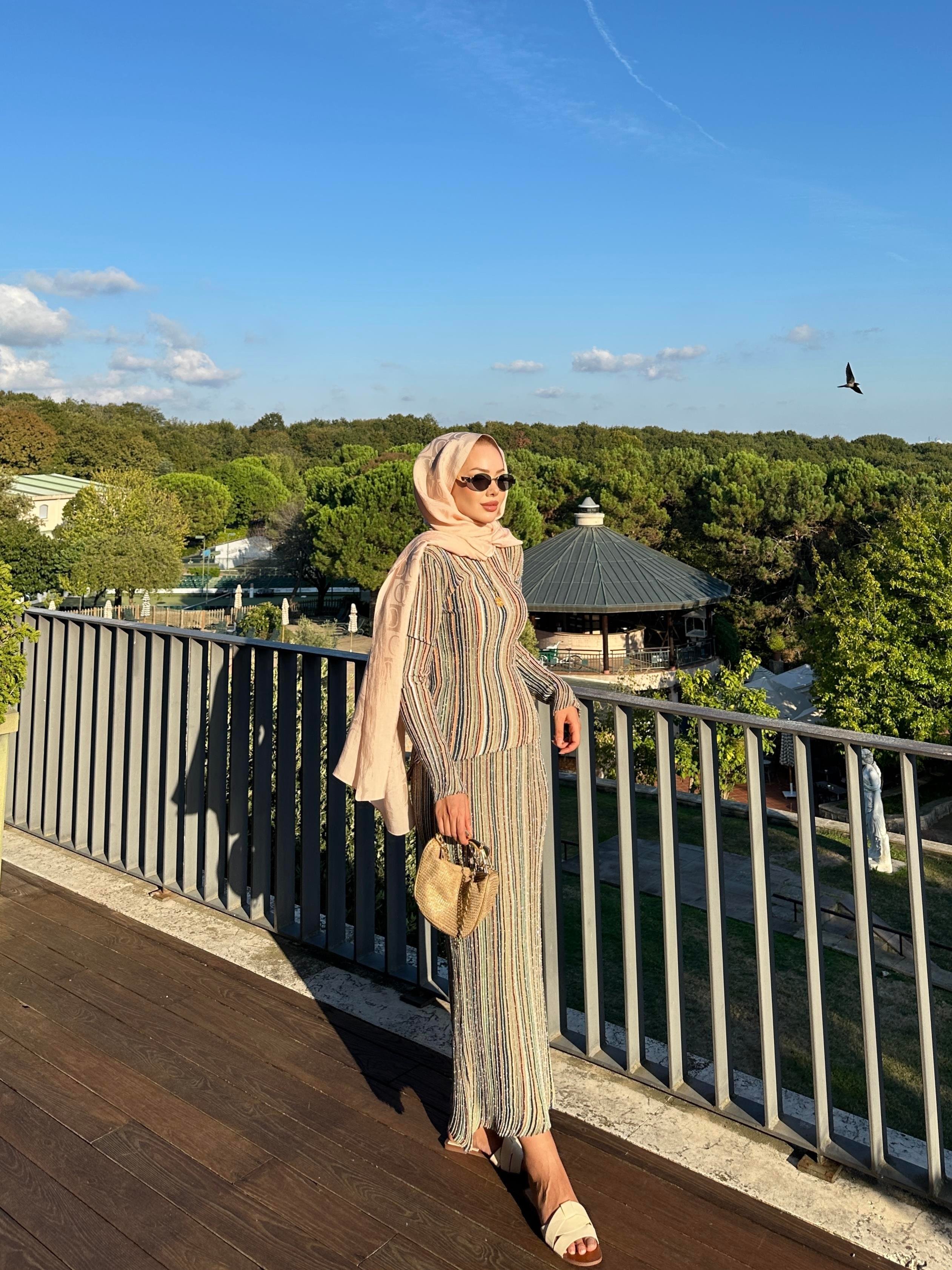 Tanya Işıltılı Etekli Takım Pembe