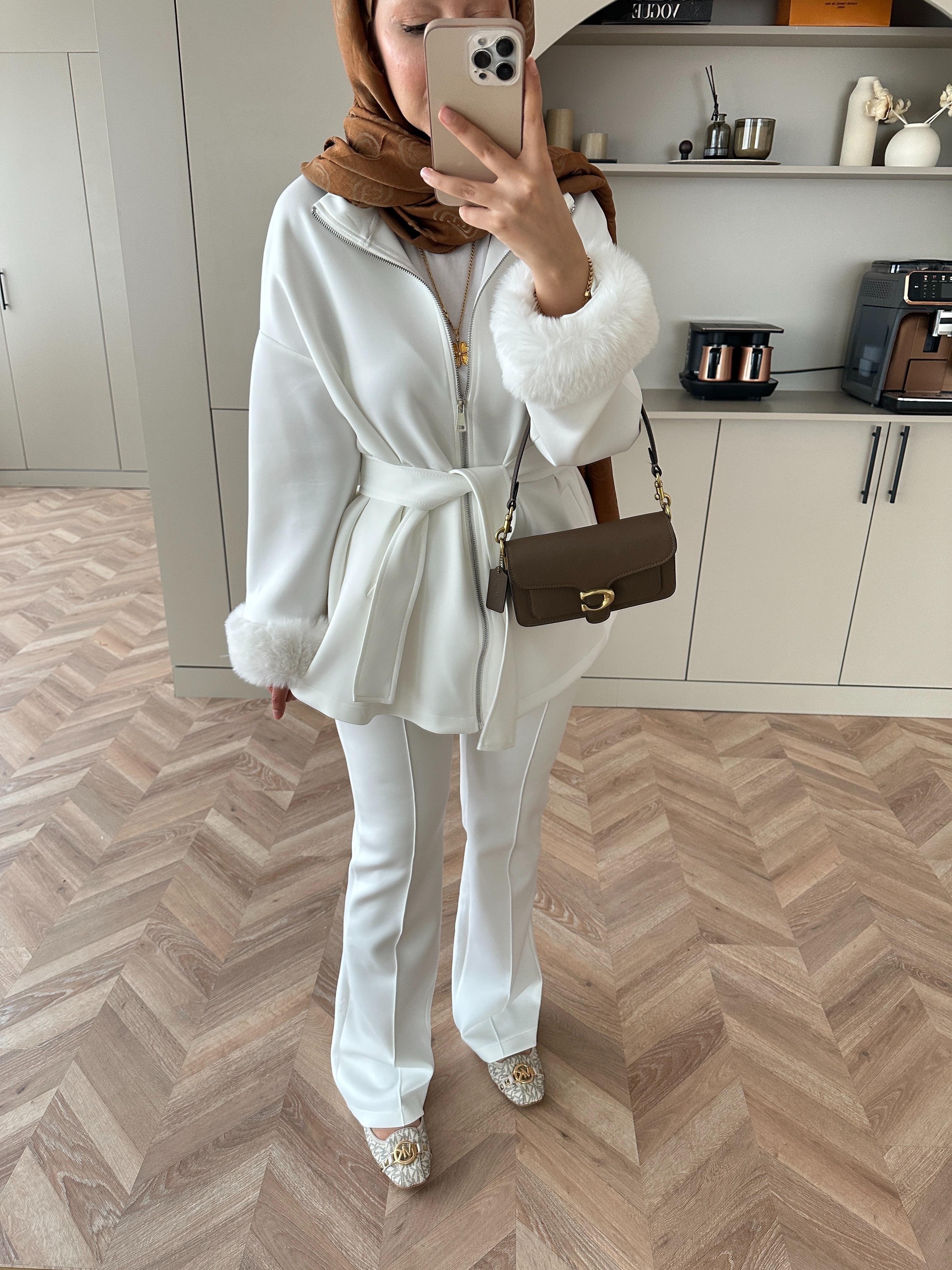 Tara Kürklü Scuba Takım Beyaz