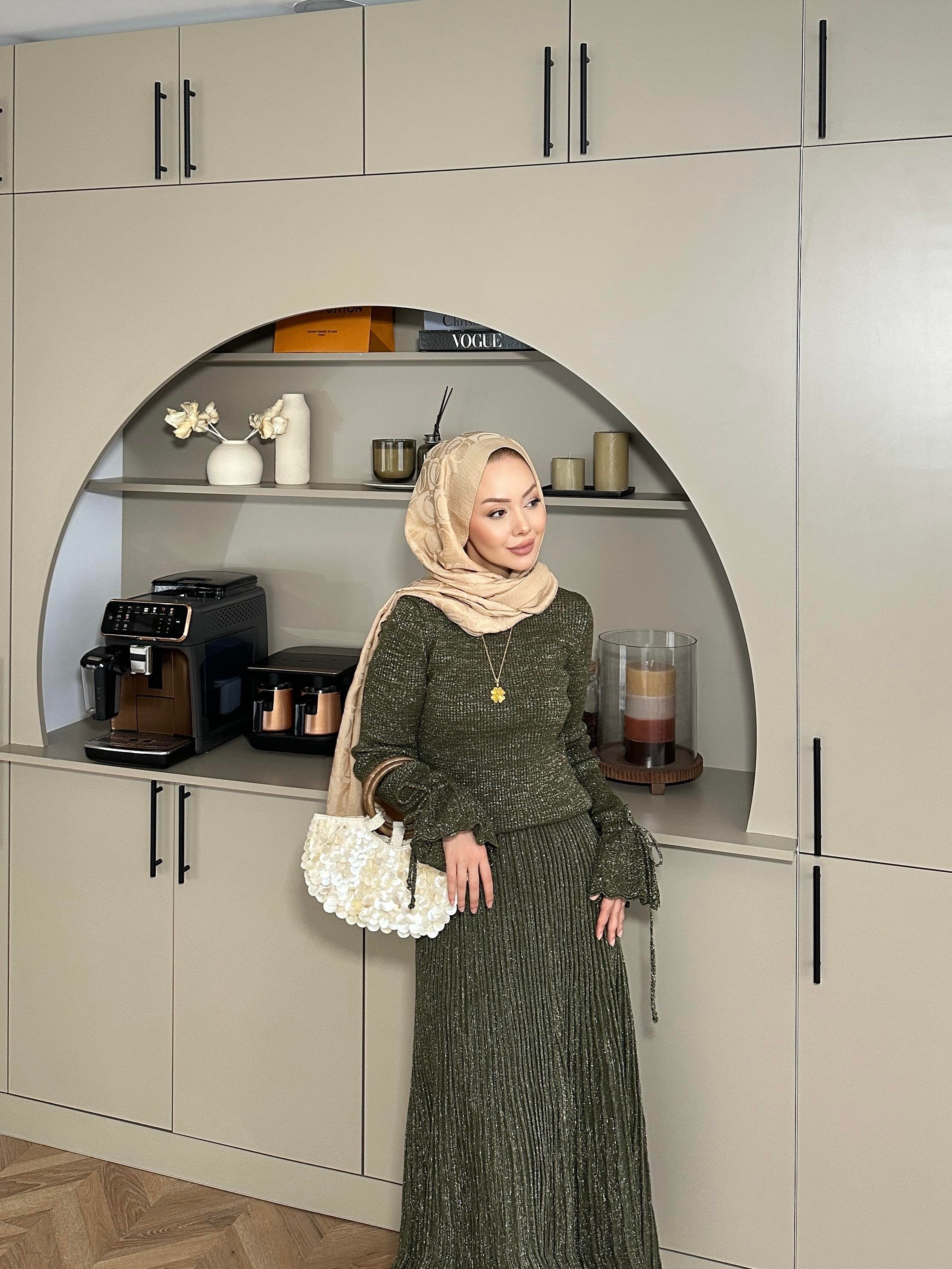 Tina Simli Etekli Takım Haki