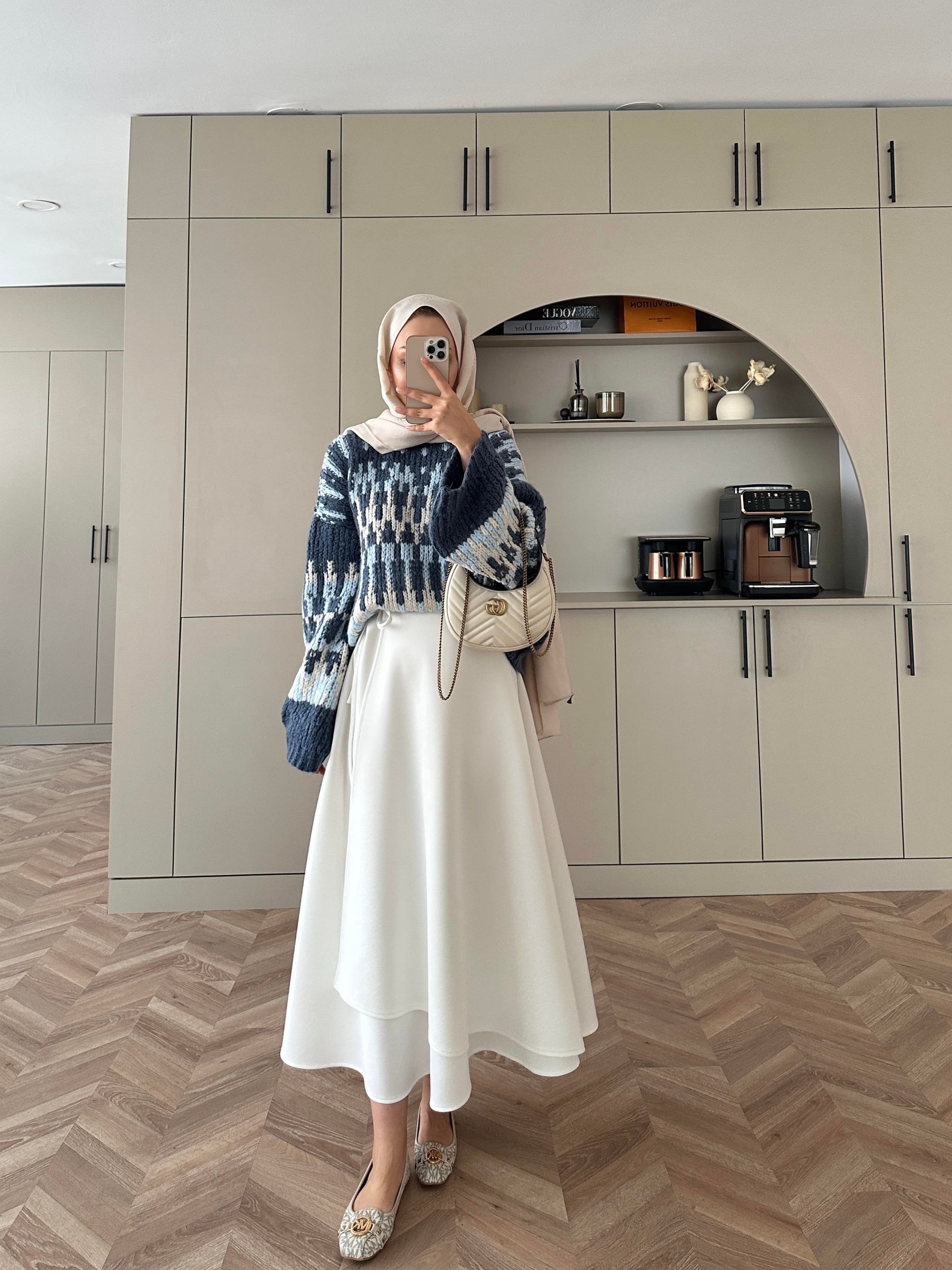 Yandan Bağlamalı Scuba Etek Beyaz