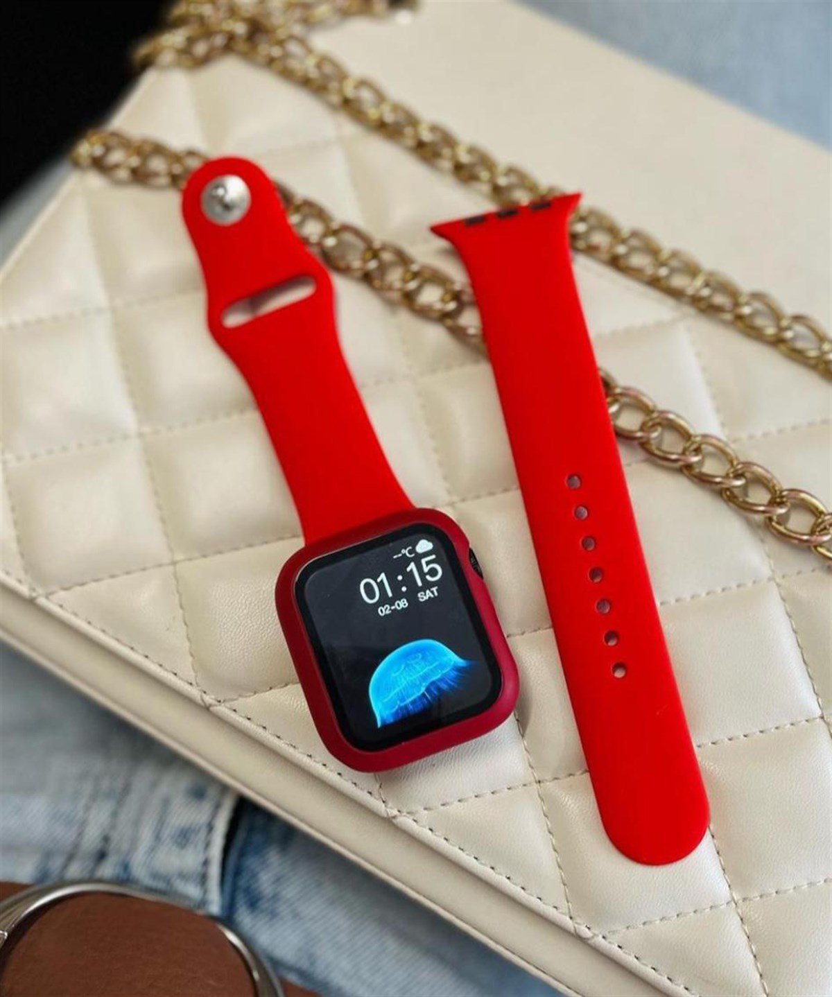 Apple Watch Ekran Kasa Koruma Camı ve Silikon Kordon