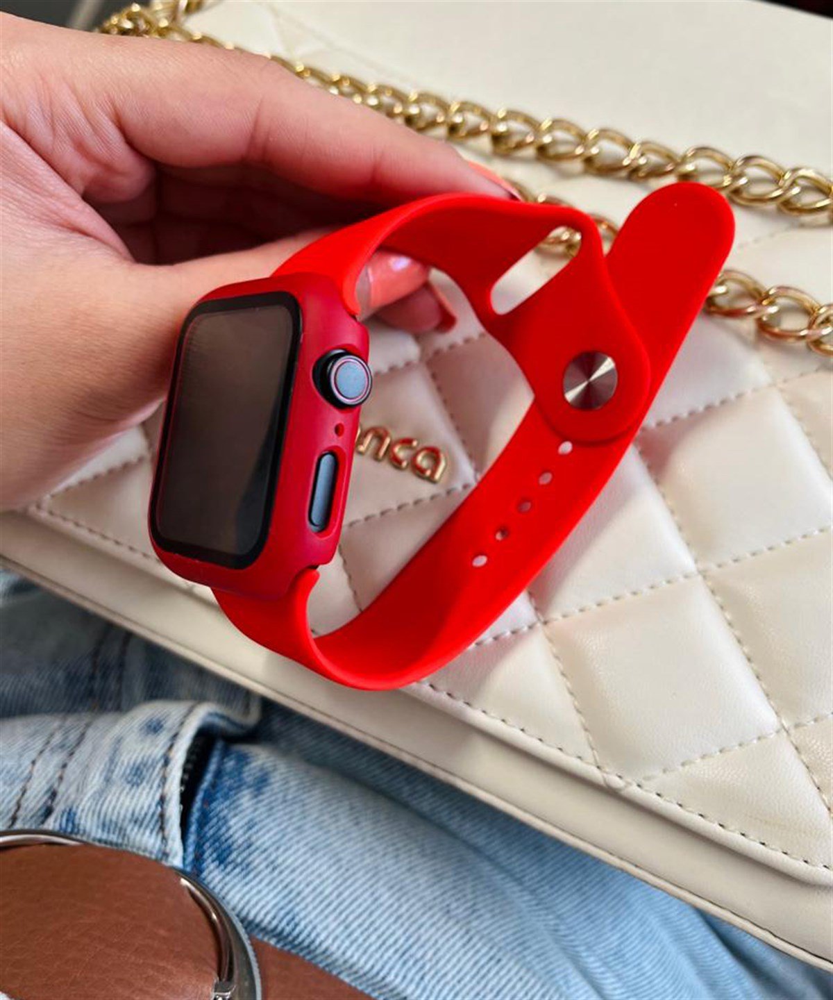 Apple Watch Ekran Kasa Koruma Camı ve Silikon Kordon
