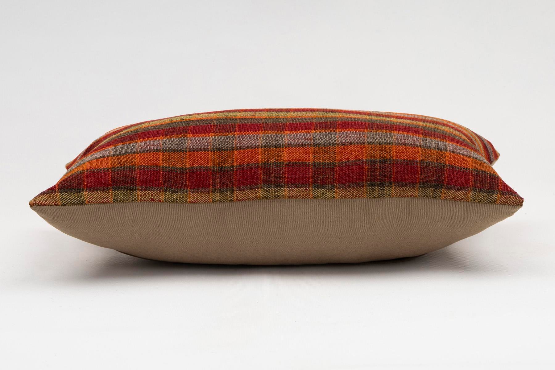 12x20 inches (30x50 cm) Kilim Pillow | KILIM WHOLESALE - Vintage Handmade Pillows - Vintage Handmade Kilim Rugs - It is 100% wool. Artistic and historical rugs. Old handwoven rugs. - Online hand woven rugs and kilim cushions sales. Shipping to a