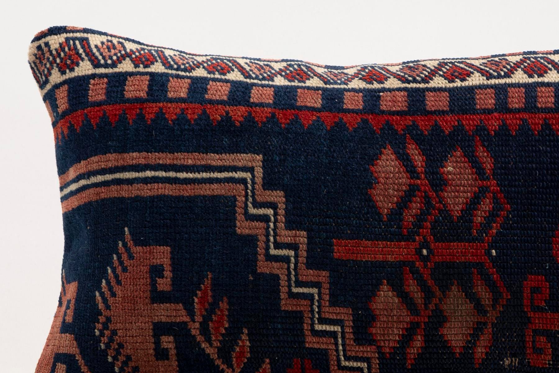 12x20 inches (30x50 cm) Kilim Pillow | KILIM WHOLESALE - Vintage Handmade Pillows - Vintage Handmade Kilim Rugs - It is 100% wool. Artistic and historical rugs. Old handwoven rugs. - Online hand woven rugs and kilim cushions sales. Shipping to a