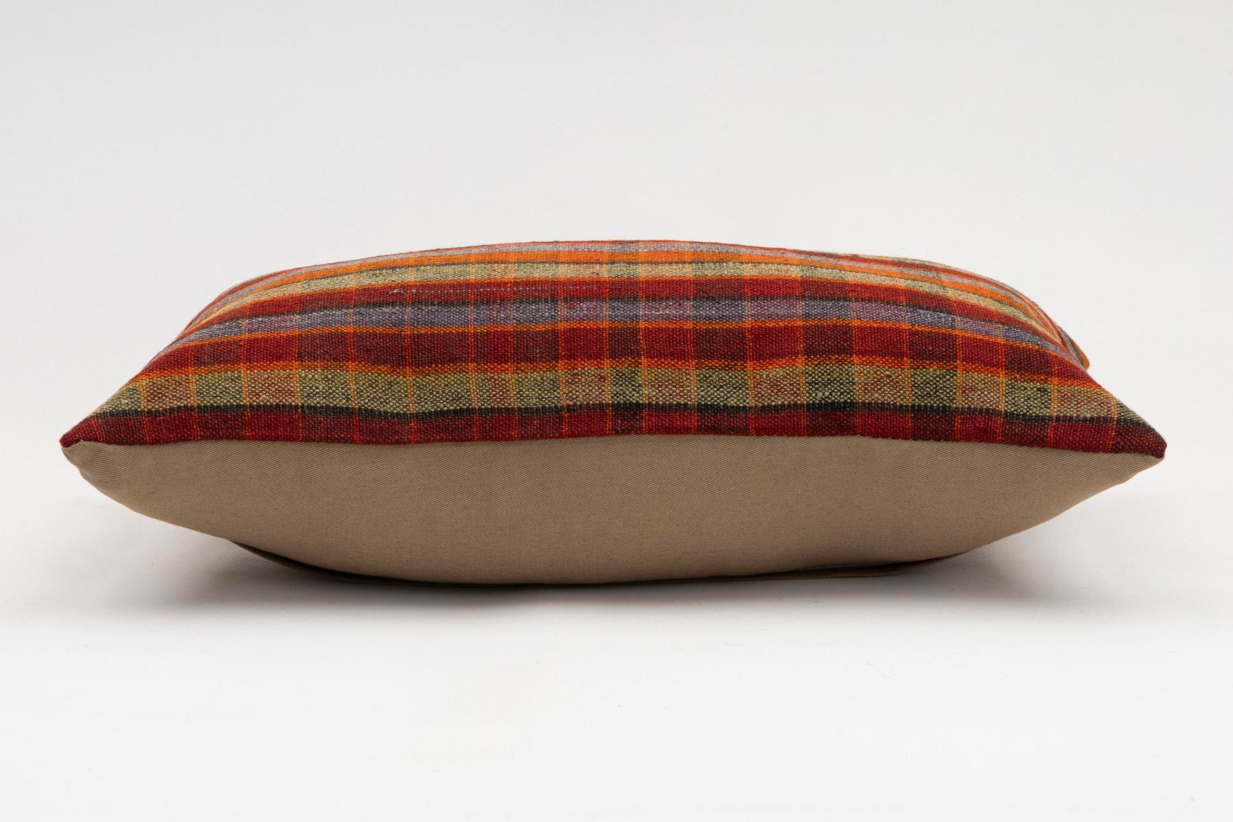 12x20 inches (30x50 cm) Kilim Pillow | KILIM WHOLESALE - Vintage Handmade Pillows - Vintage Handmade Kilim Rugs - It is 100% wool. Artistic and historical rugs. Old handwoven rugs. - Online hand woven rugs and kilim cushions sales. Shipping to a