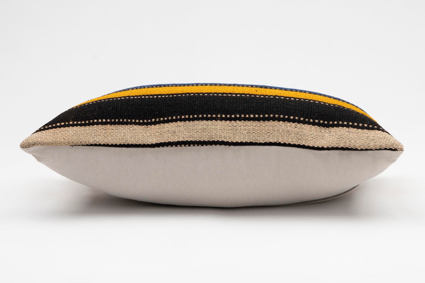 12x20 inches (30x50 cm) Kilim Pillow | KILIM WHOLESALE - Vintage Handmade Pillows - Vintage Handmade Kilim Rugs - It is 100% wool. Artistic and historical rugs. Old handwoven rugs. - Online hand woven rugs and kilim cushions sales. Shipping to a