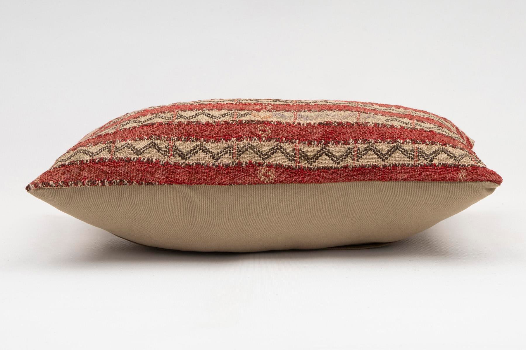 12x20 inches (30x50 cm) Kilim Pillow | KILIM WHOLESALE - Vintage Handmade Pillows - Vintage Handmade Kilim Rugs - It is 100% wool. Artistic and historical rugs. Old handwoven rugs. - Online hand woven rugs and kilim cushions sales. Shipping to a