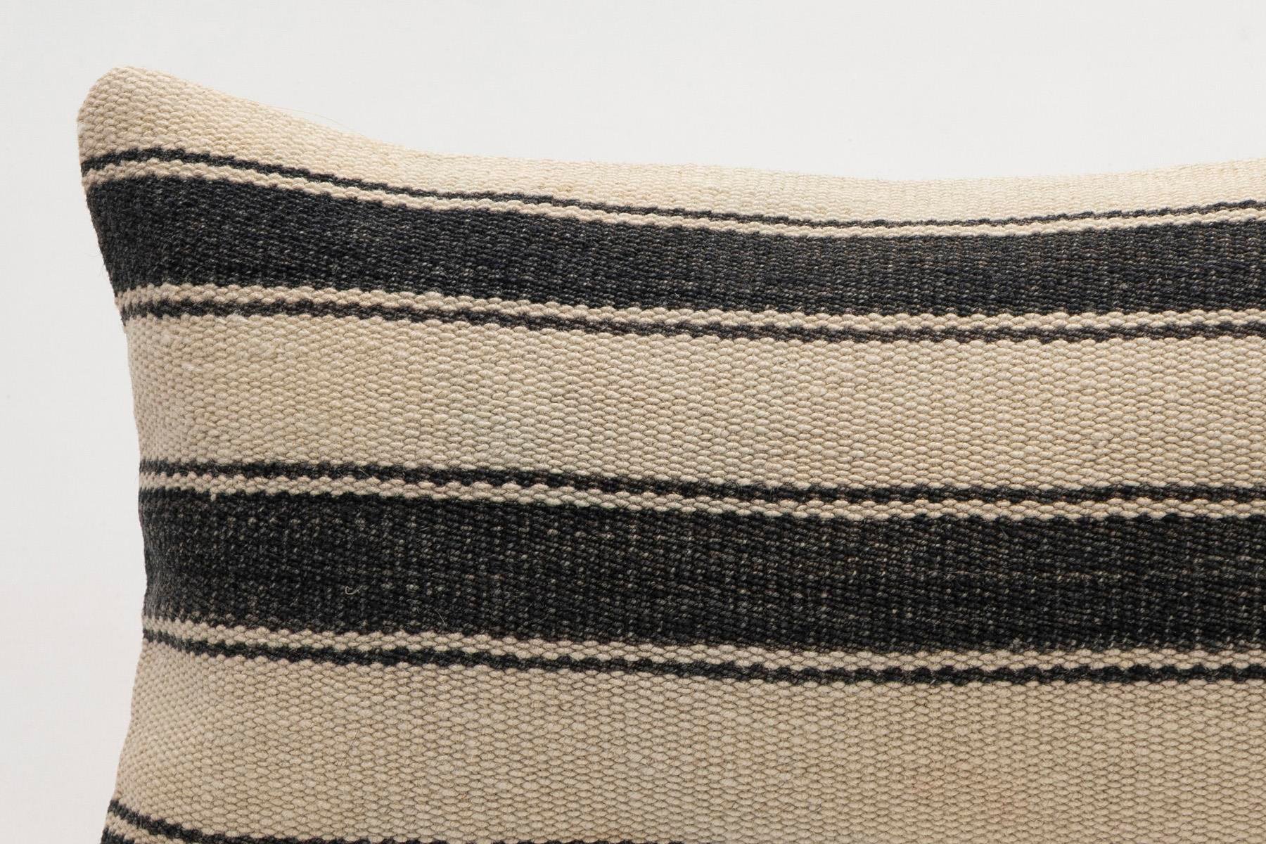 12x20 inches (30x50 cm) Kilim Pillow | KILIM WHOLESALE - Vintage Handmade Pillows - Vintage Handmade Kilim Rugs - It is 100% wool. Artistic and historical rugs. Old handwoven rugs. - Online hand woven rugs and kilim cushions sales. Shipping to a