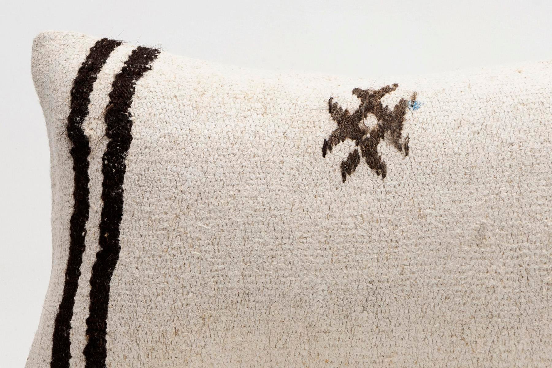 12x20 inches (30x50 cm) Kilim Pillow | KILIM WHOLESALE - Vintage Handmade Pillows - Vintage Handmade Kilim Rugs - It is 100% wool. Artistic and historical rugs. Old handwoven rugs. - Online hand woven rugs and kilim cushions sales. Shipping to a