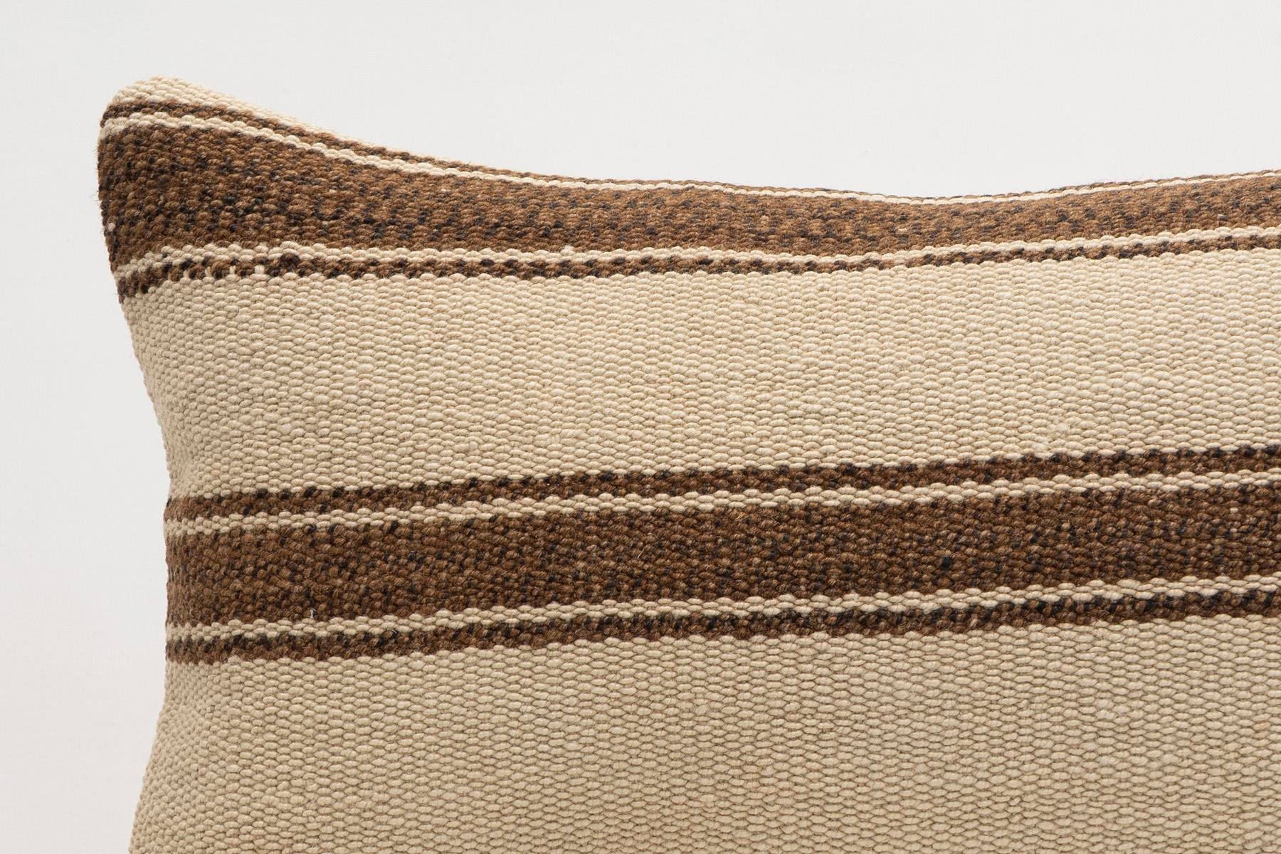 12x20 inches (30x50 cm) Kilim Pillow | KILIM WHOLESALE - Vintage Handmade Pillows - Vintage Handmade Kilim Rugs - It is 100% wool. Artistic and historical rugs. Old handwoven rugs. - Online hand woven rugs and kilim cushions sales. Shipping to a