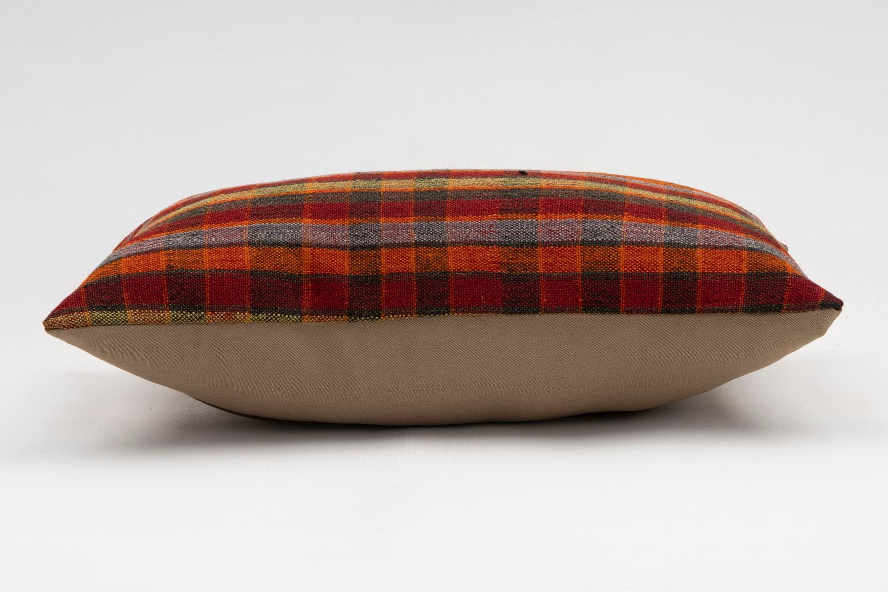 12x20 inches (30x50 cm) Kilim Pillow | KILIM WHOLESALE - Vintage Handmade Pillows - Vintage Handmade Kilim Rugs - It is 100% wool. Artistic and historical rugs. Old handwoven rugs. - Online hand woven rugs and kilim cushions sales. Shipping to a