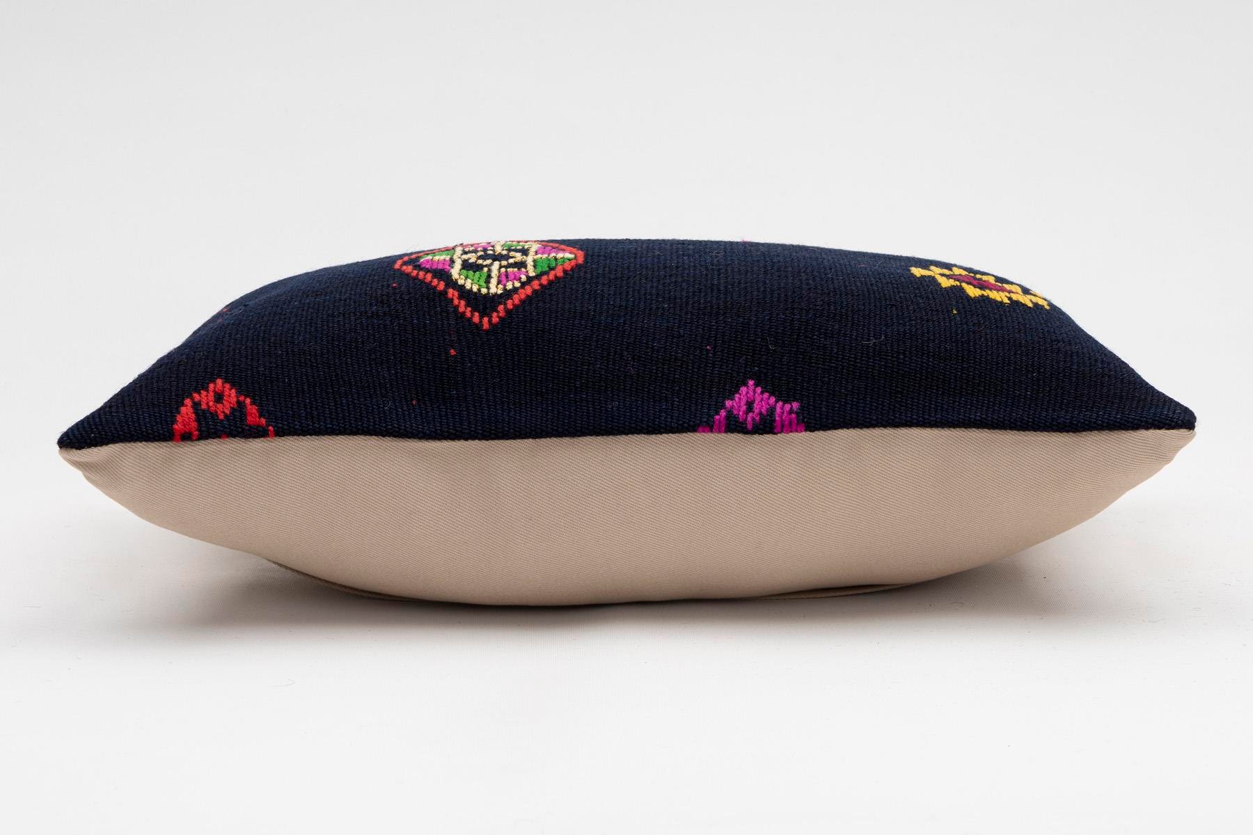 12x20 inches (30x50 cm) Kilim Pillow | KILIM WHOLESALE - Vintage Handmade Pillows - Vintage Handmade Kilim Rugs - It is 100% wool. Artistic and historical rugs. Old handwoven rugs. - Online hand woven rugs and kilim cushions sales. Shipping to a