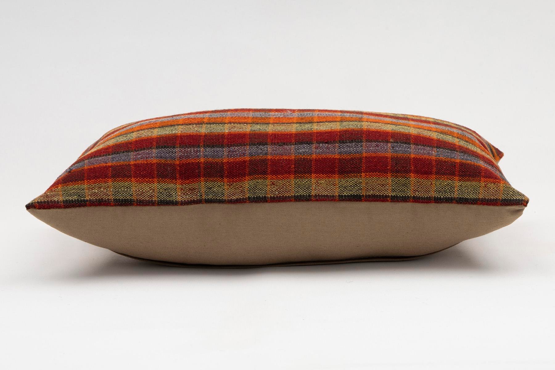 12x20 inches (30x50 cm) Kilim Pillow | KILIM WHOLESALE - Vintage Handmade Pillows - Vintage Handmade Kilim Rugs - It is 100% wool. Artistic and historical rugs. Old handwoven rugs. - Online hand woven rugs and kilim cushions sales. Shipping to a